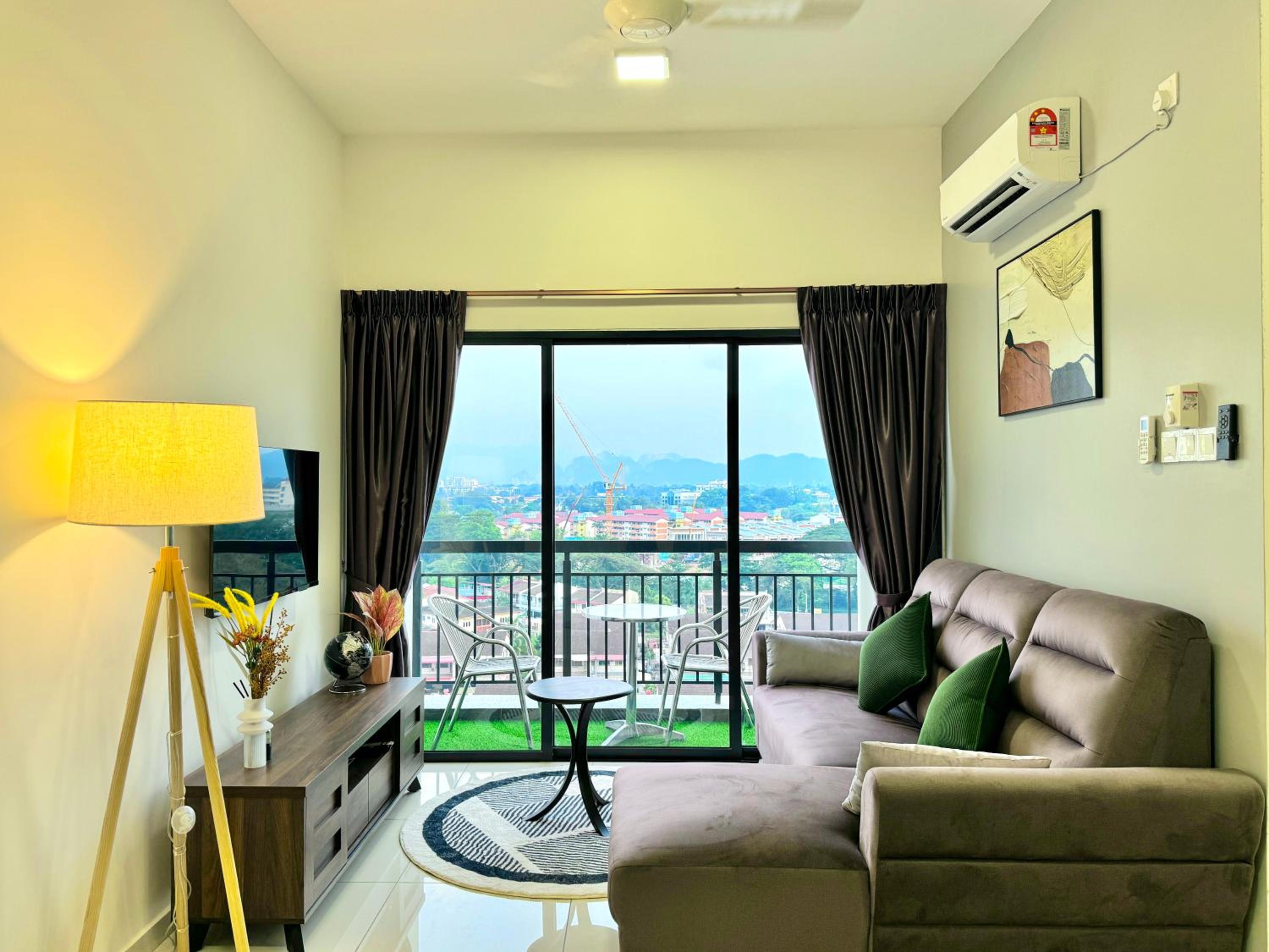 The Horizon Ipoh - 3BR Family Suite with Balcony - Dual Key Unit photo 4
