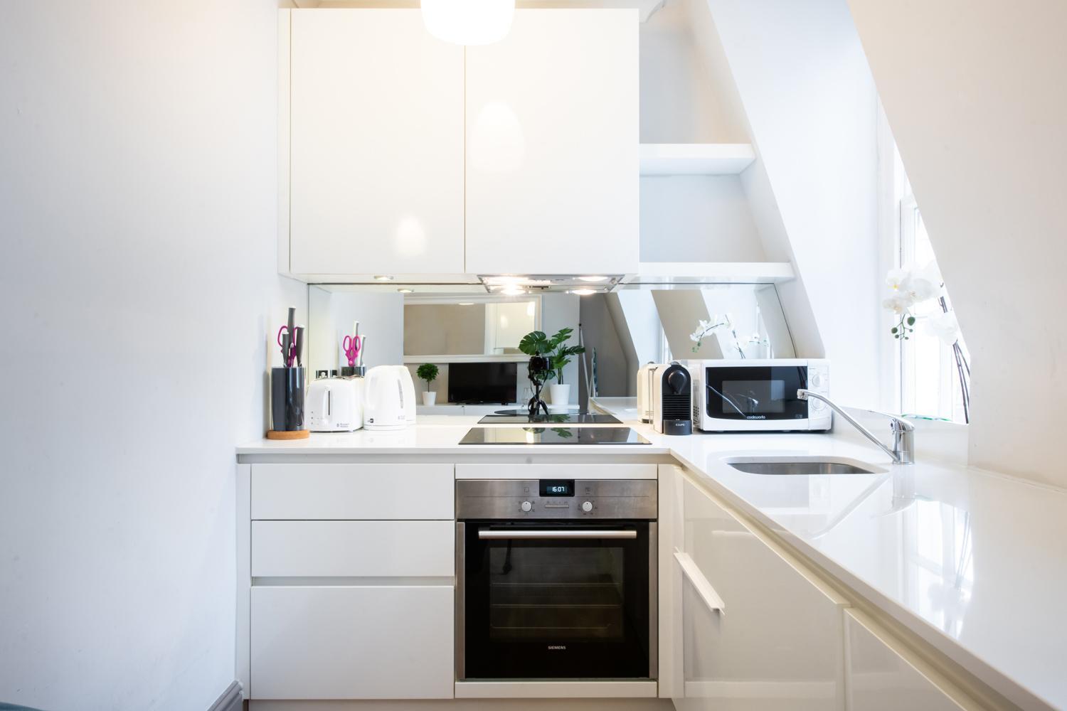 2Bed Cosy Flat in Vibrant Fitzrovia