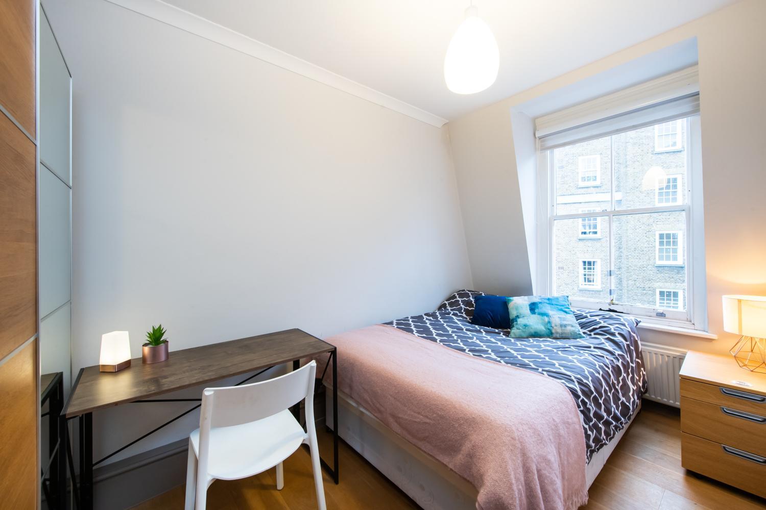 2Bed Cosy Flat in Vibrant Fitzrovia