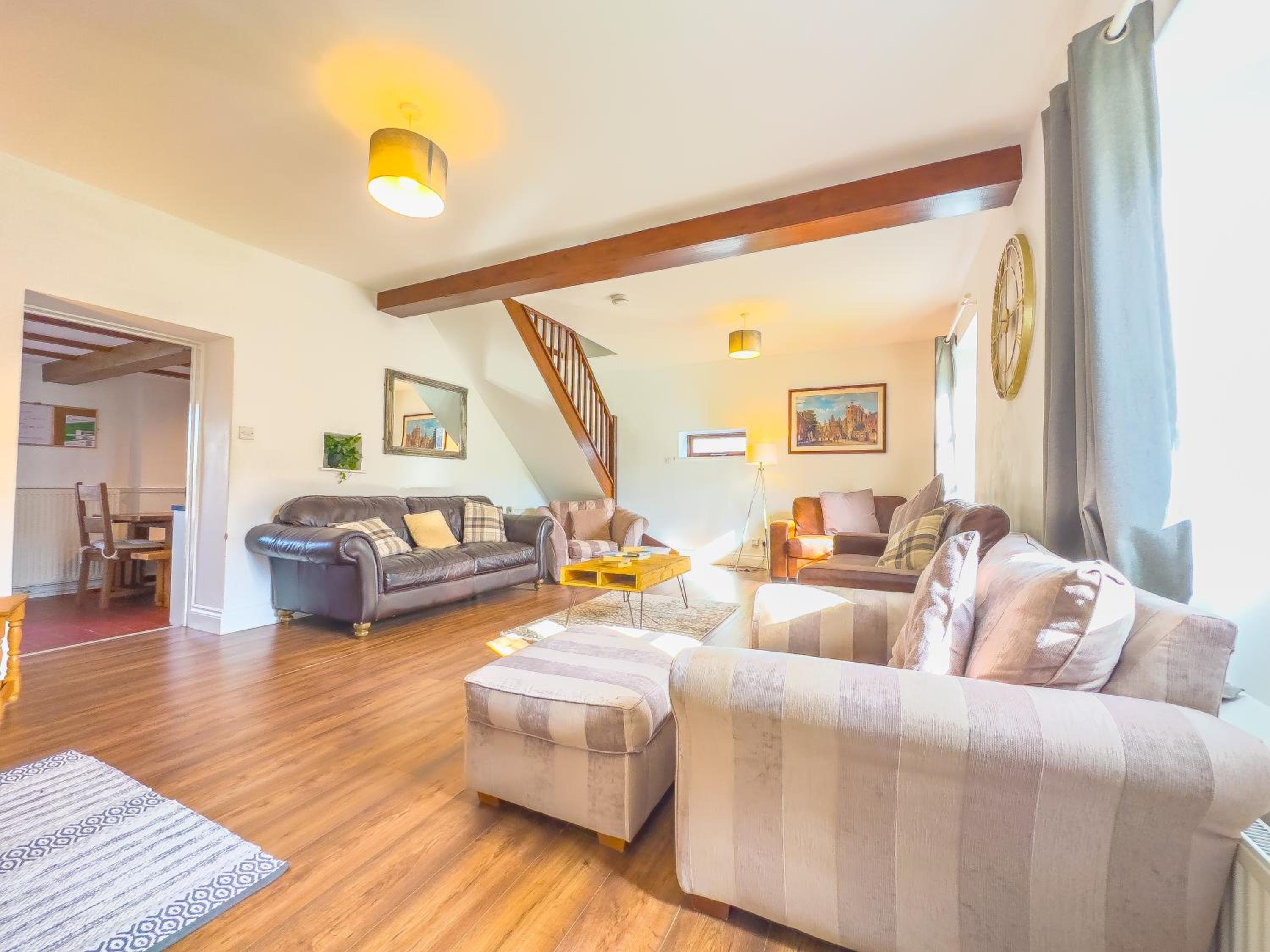Seaside-Dog Friendly-Country Cottage-w log burner view 4