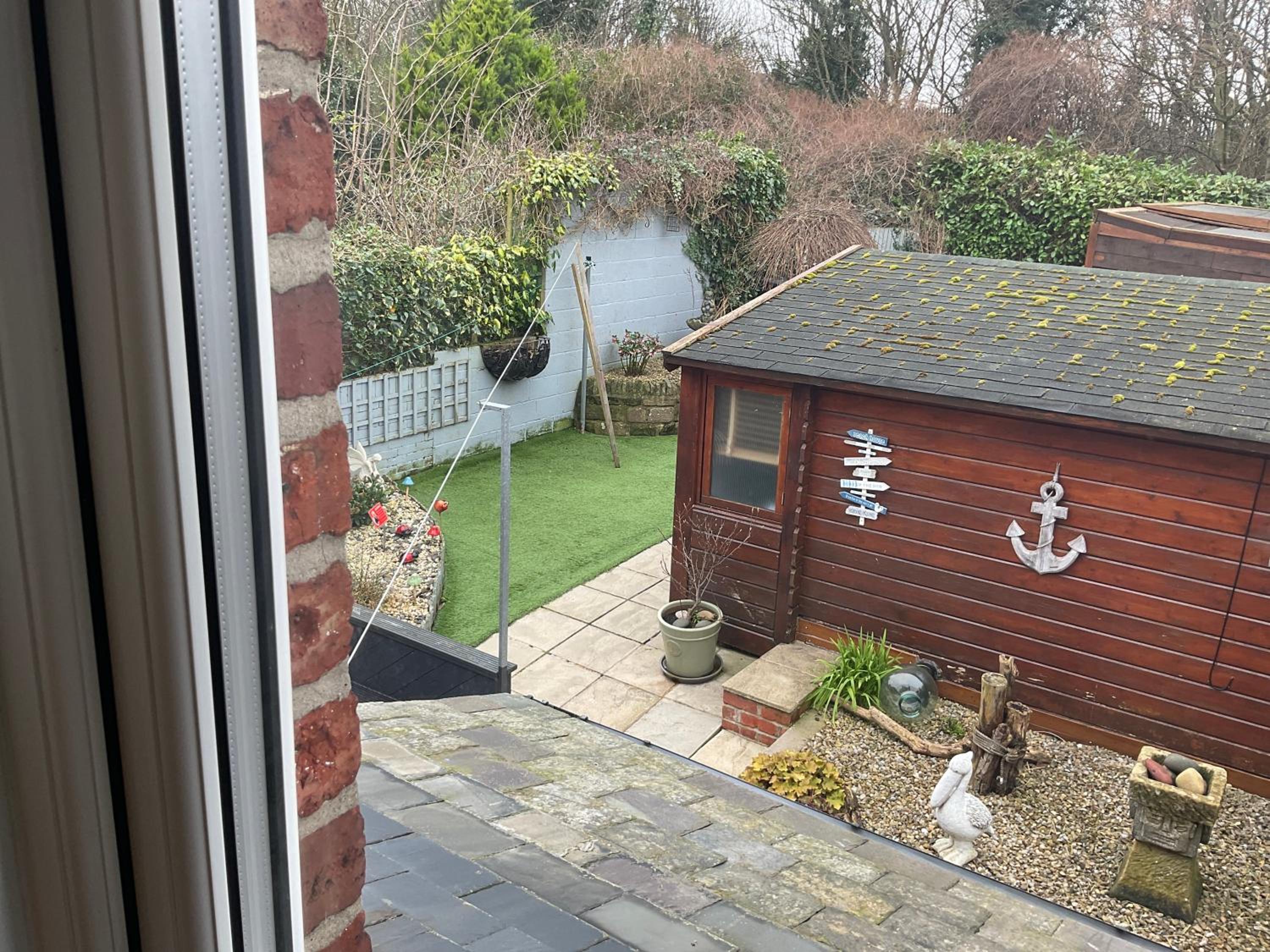 Overdale Guesthouse and Free Parking view 5