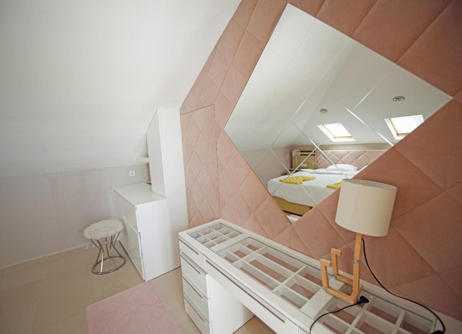 BlueHomes Villas