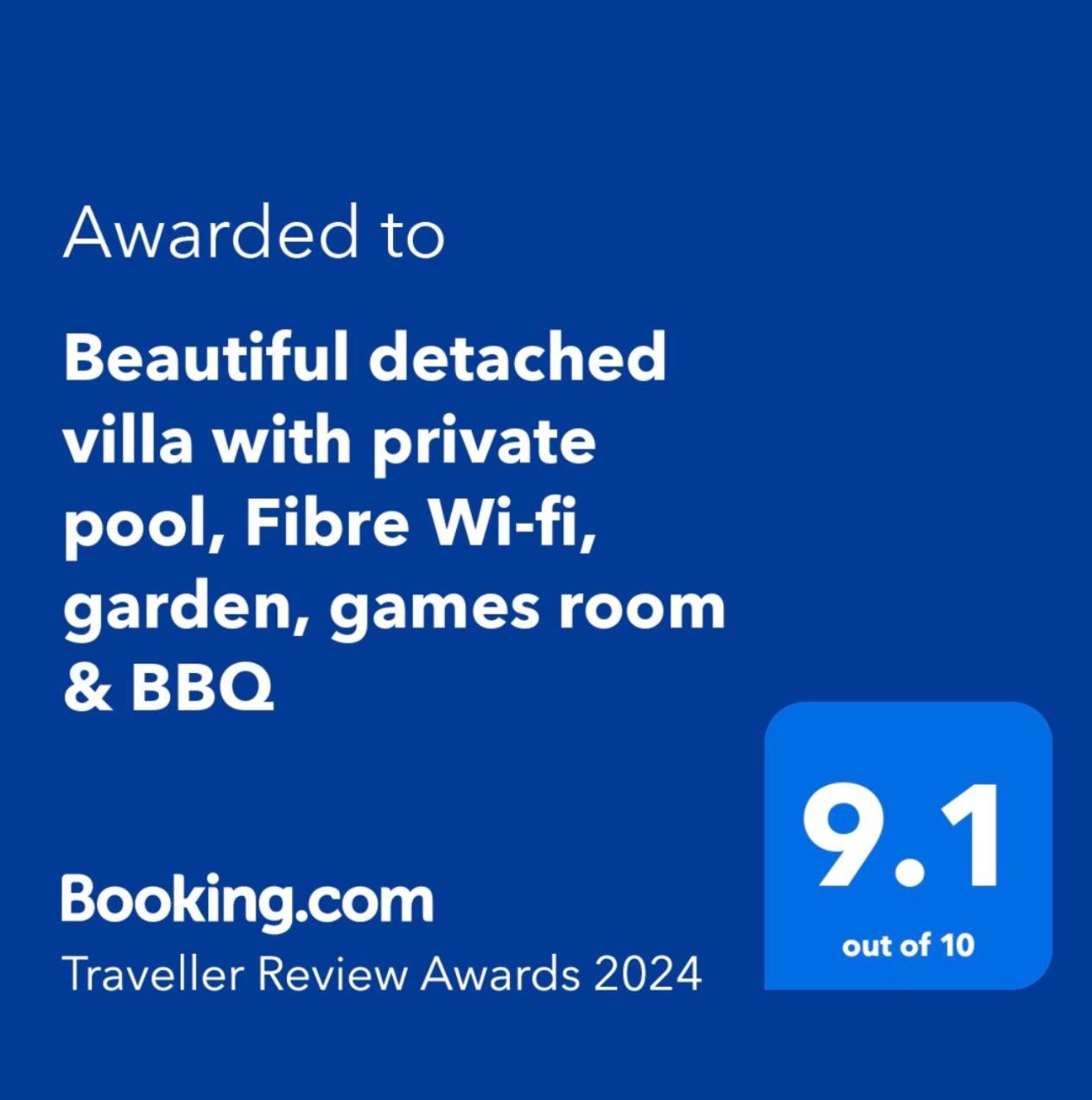 Beautiful detached villa with private pool, Fibre Wi-fi, garden, games room & BBQ view 3