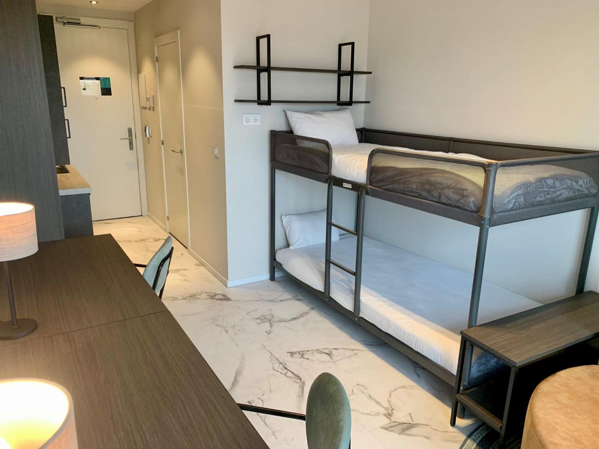 Student Experience Madrid Pozuelo - Luxury Hostel