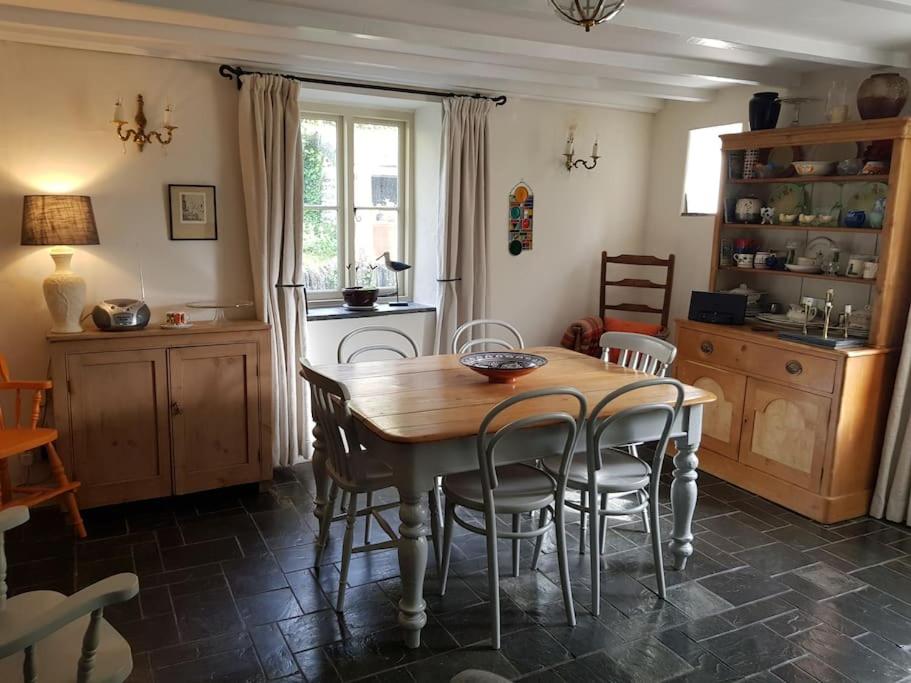 Cottage close to the Sea - Polperro, Looe & Fowey view 2