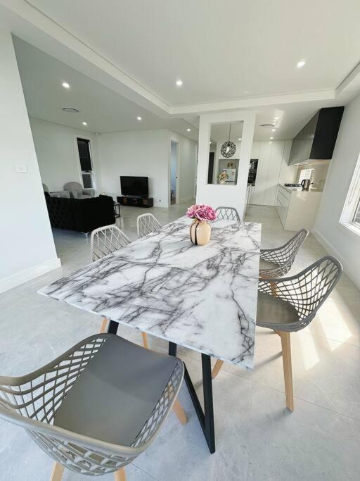 Peaceful Luxury 4 Bedroom House