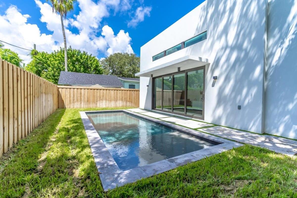 Lux Villa with Pool, Wynwood House by RoveTravel