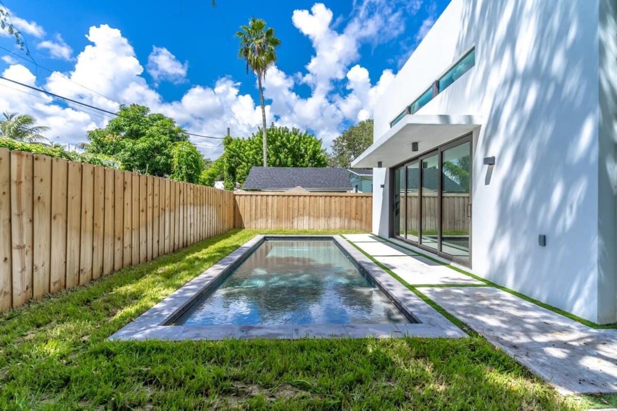 Lux Villa with Pool, Wynwood House by RoveTravel