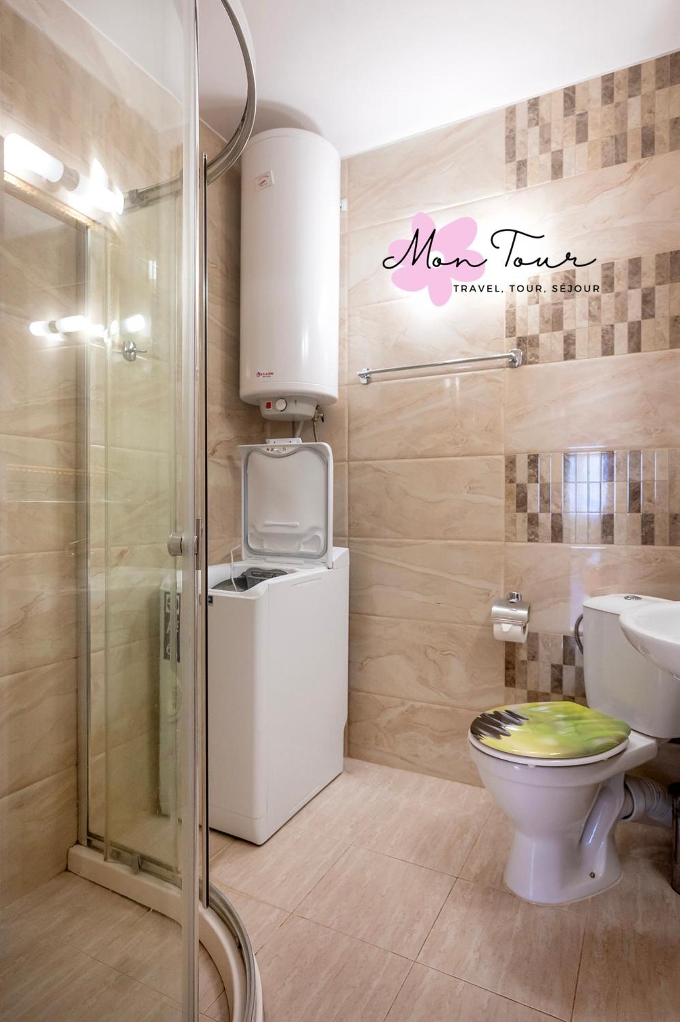 Mon Tour apartments