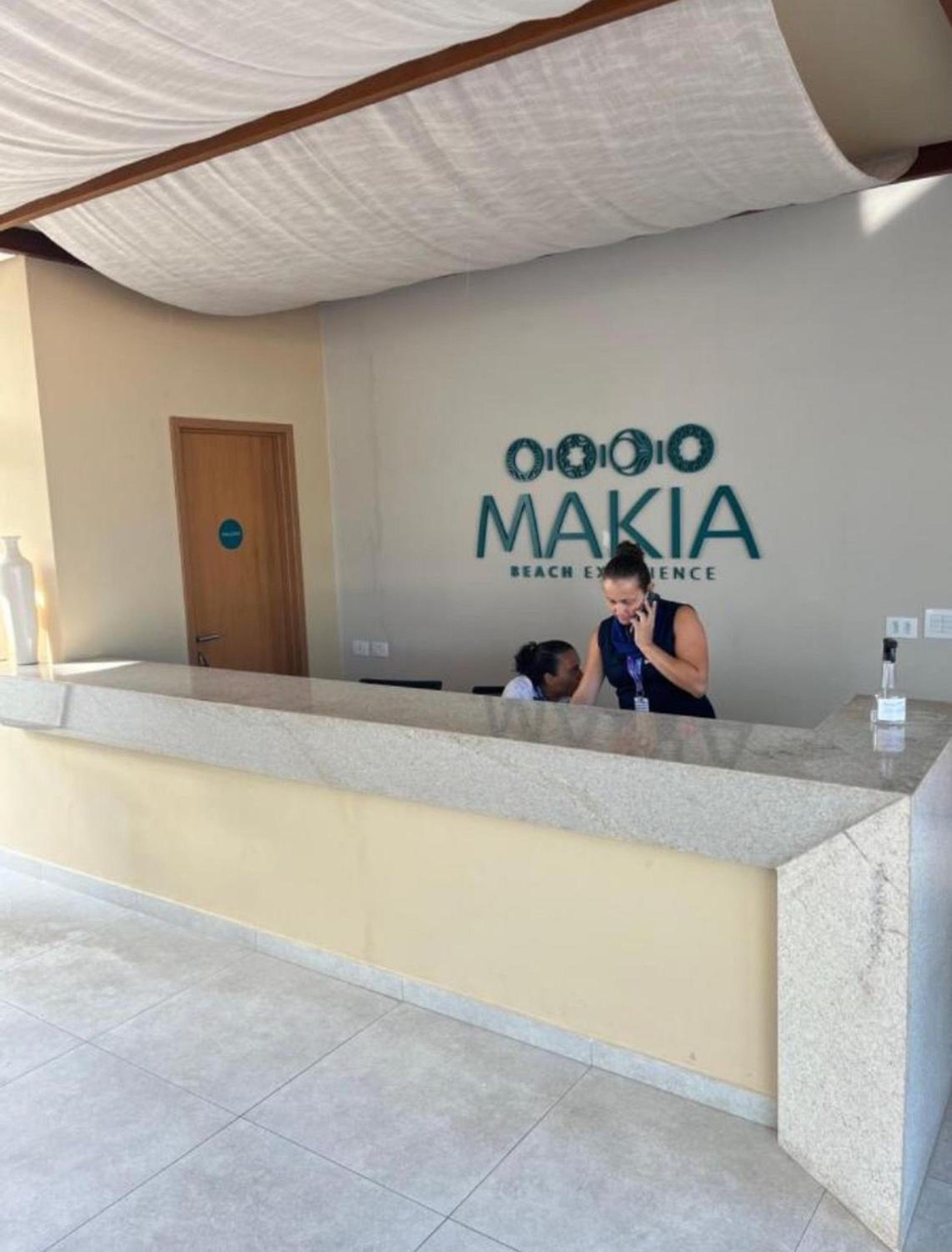 Makia Beach Experience Exclusive