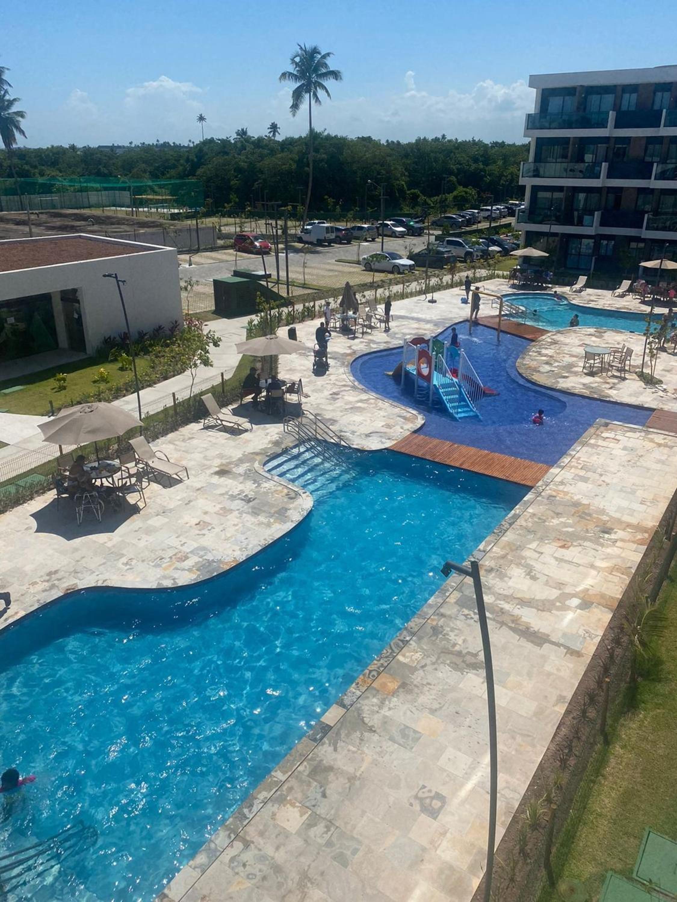 Makia Beach Experience Exclusive