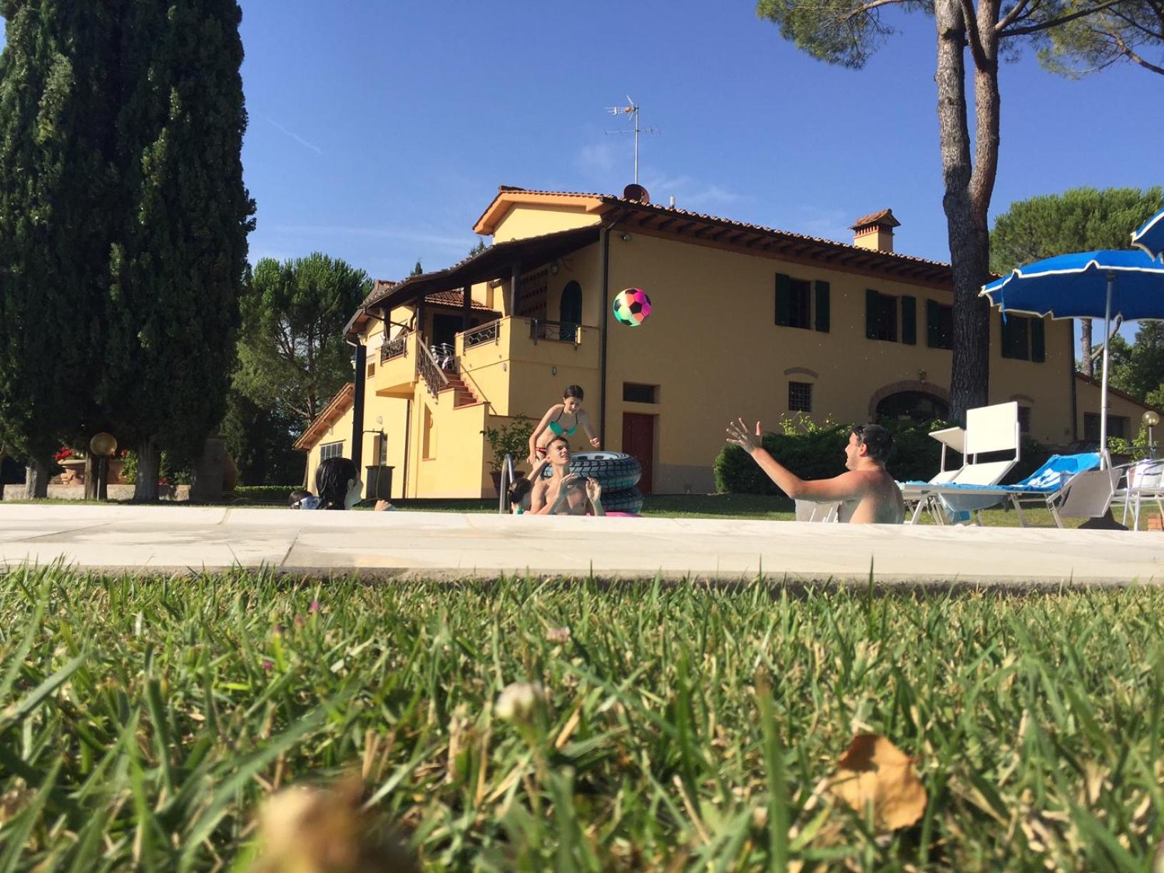 Photo 13