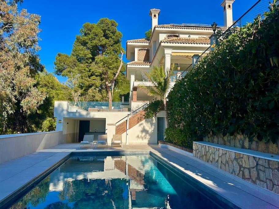 Villa privada con piscina en Málaga