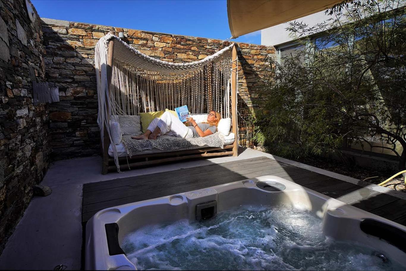 Hidden Retreats Kythera