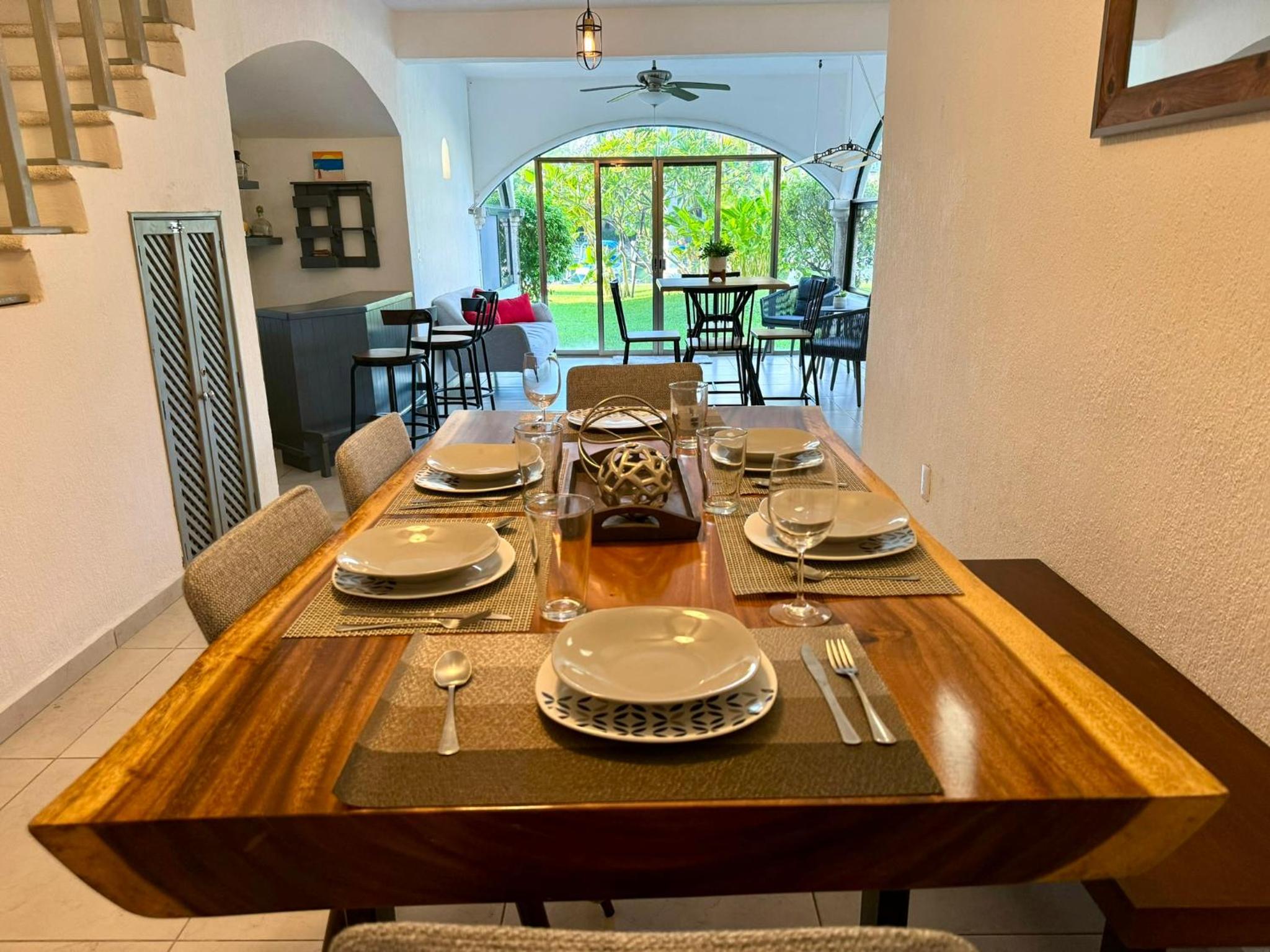 dining