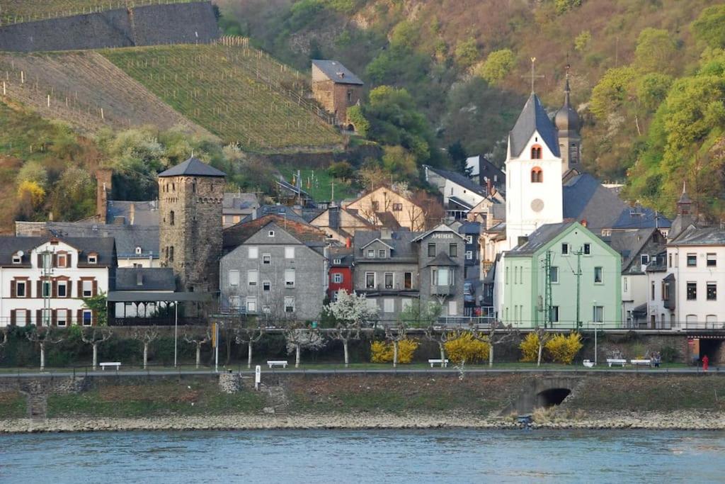Historic Skipper`s House in Old Town