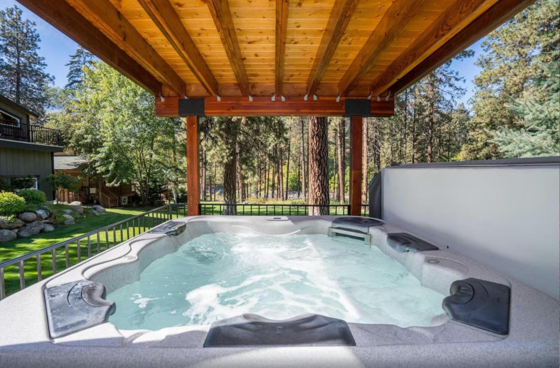 Riverside Cabin home view 3