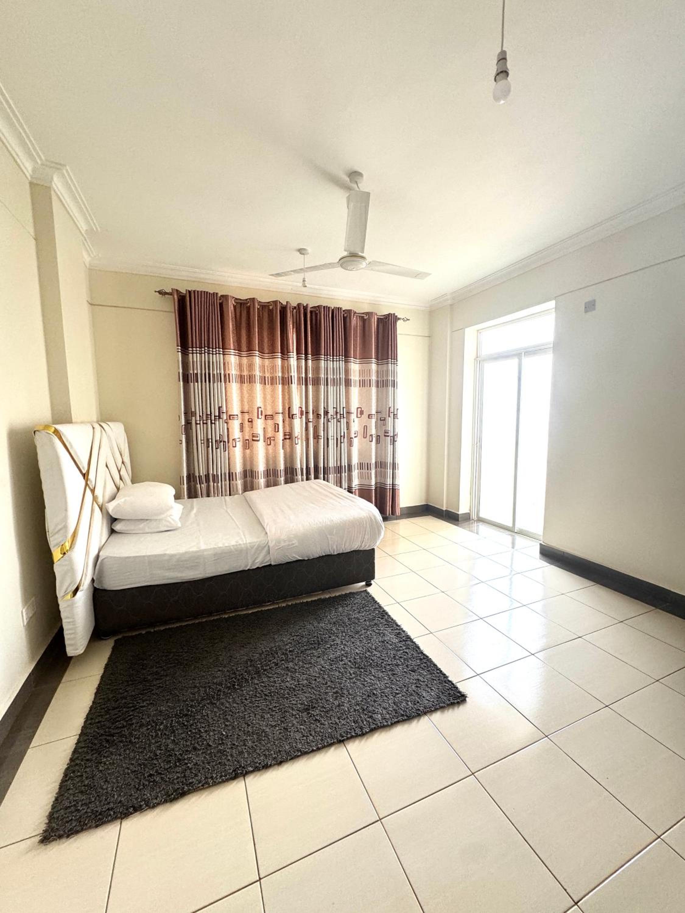 Hillsview Apartment