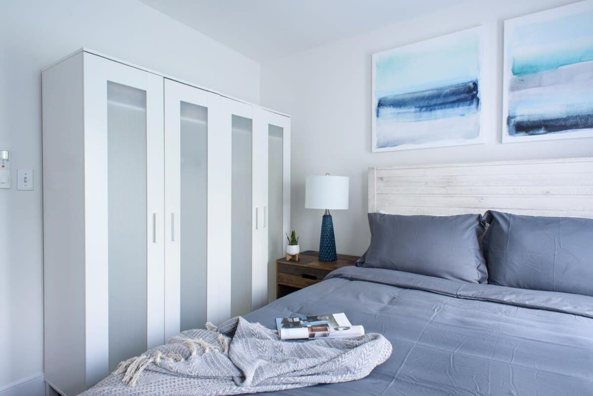 39-3 Newly renovated 3 BR Prime midtown sleeps 6
