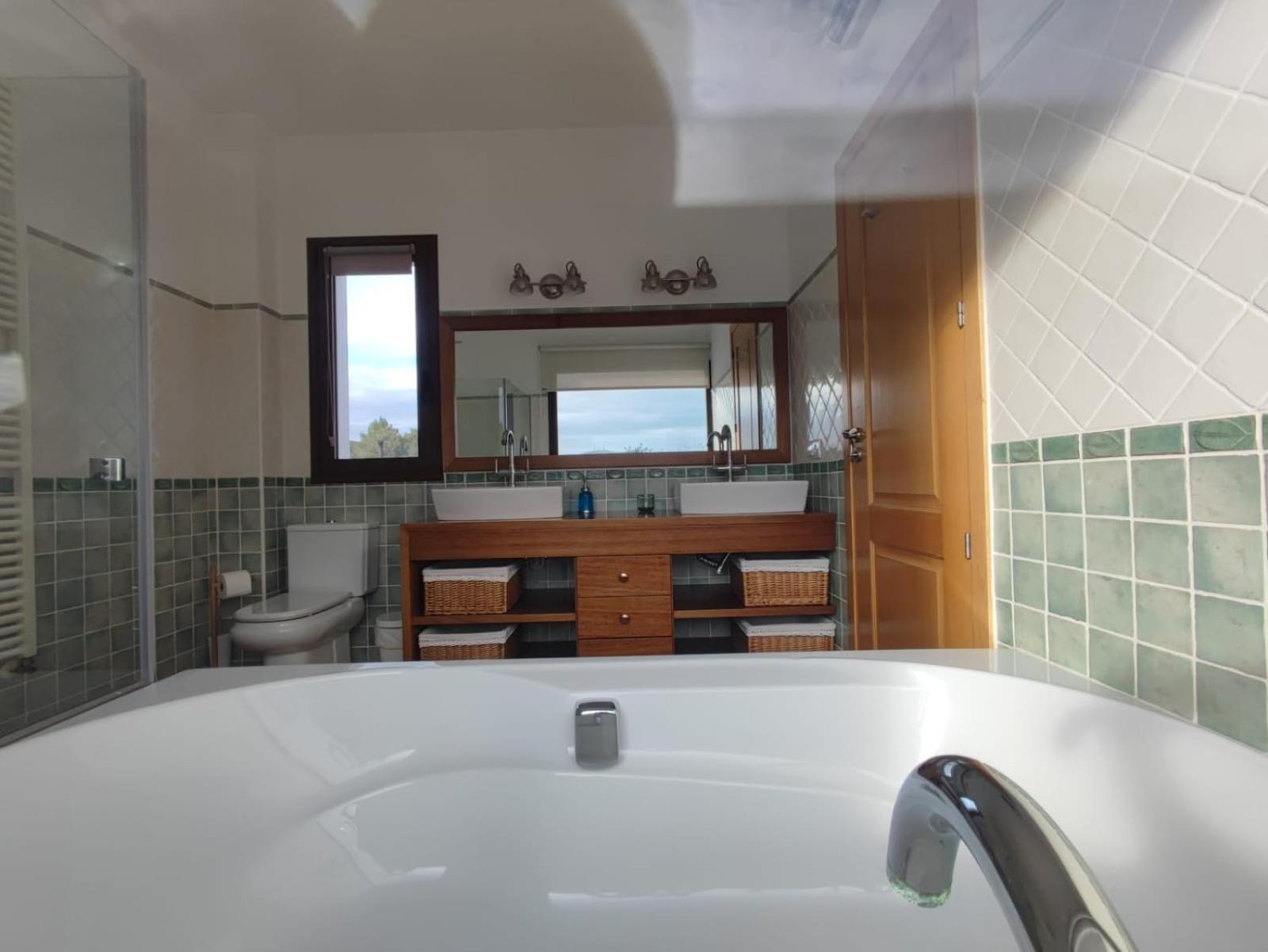 Casa Serena con piscina y jardín