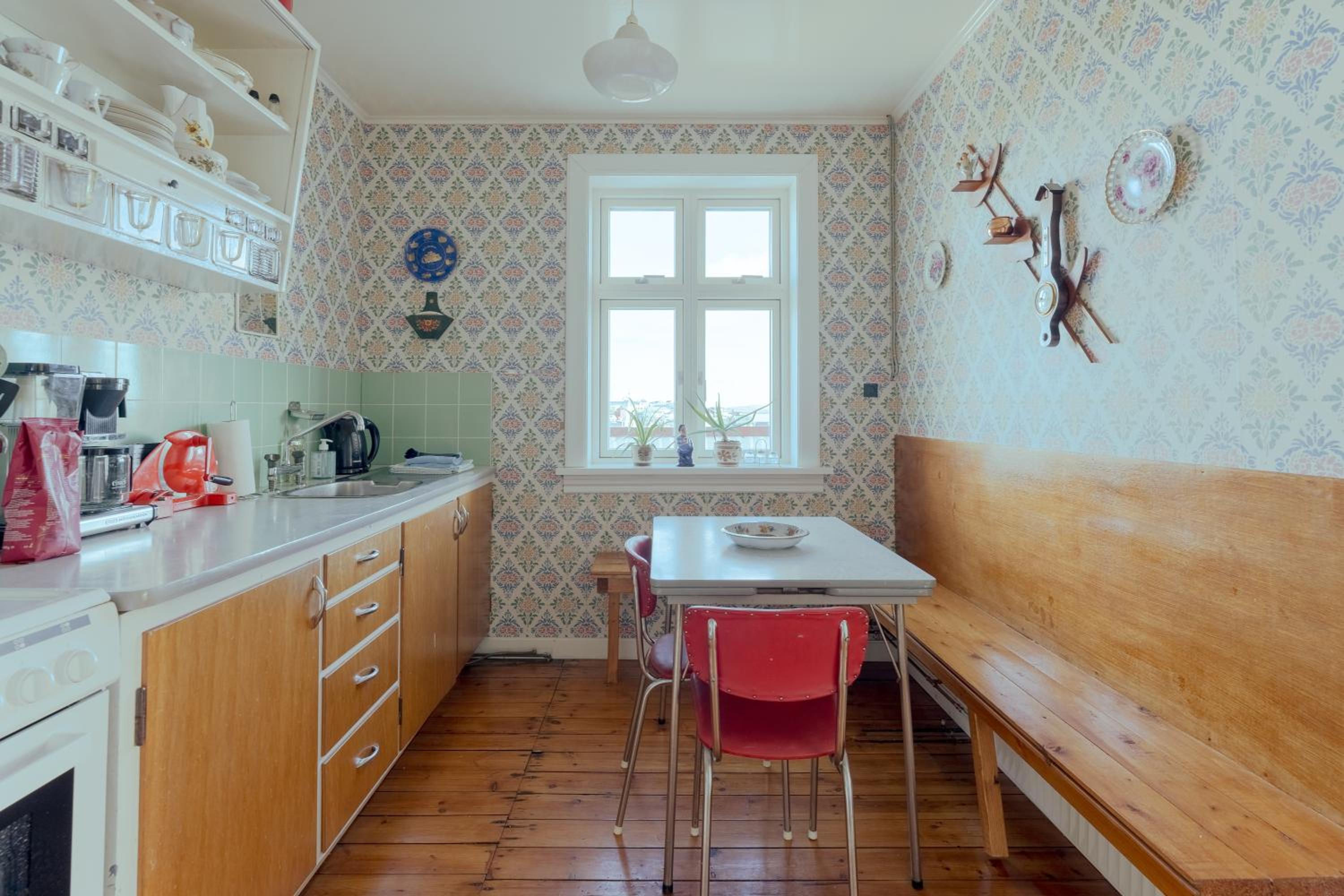 Downtown - Retro Decor - Stunning Views - Terrace view 2