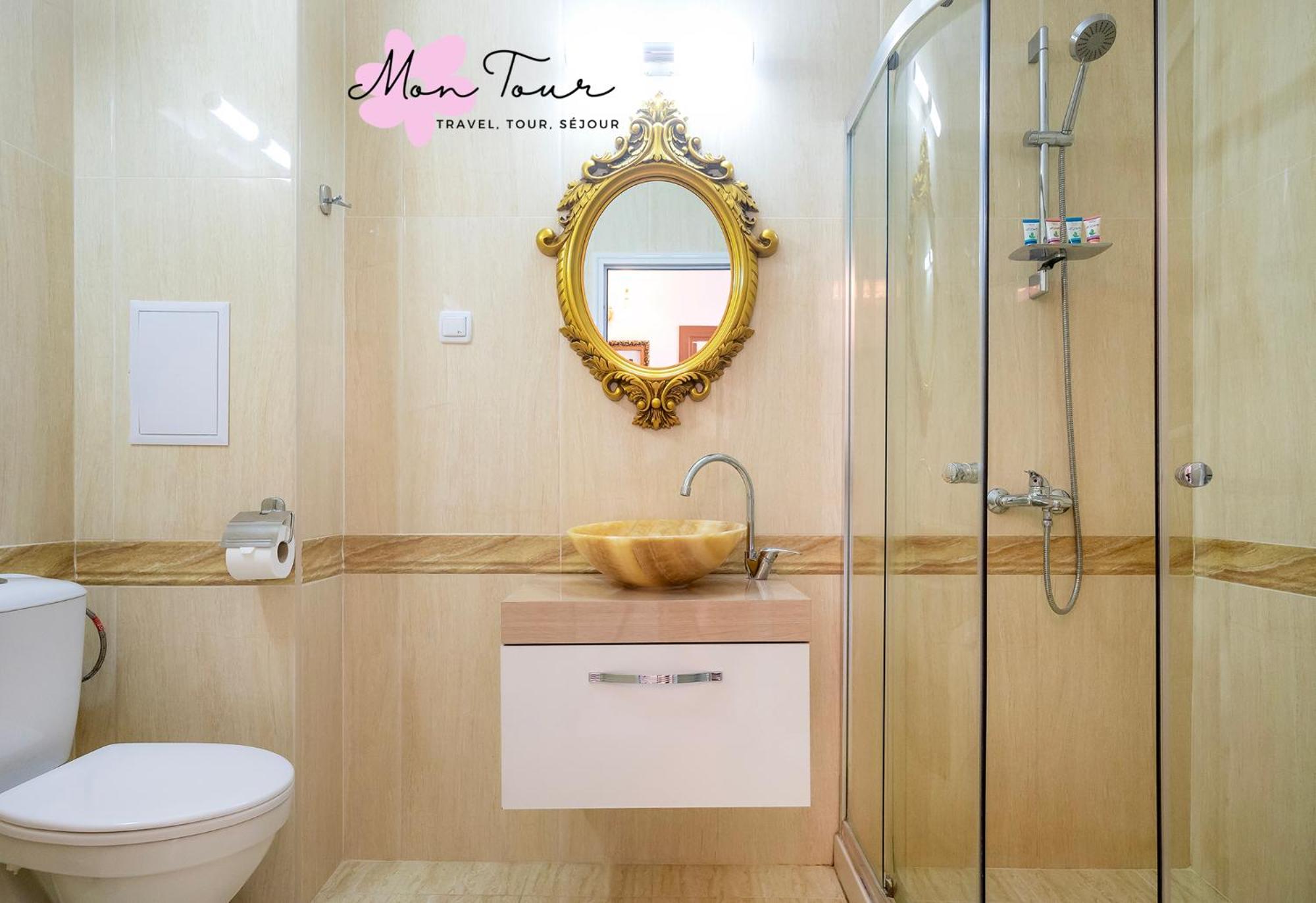 Mon Tour apartments