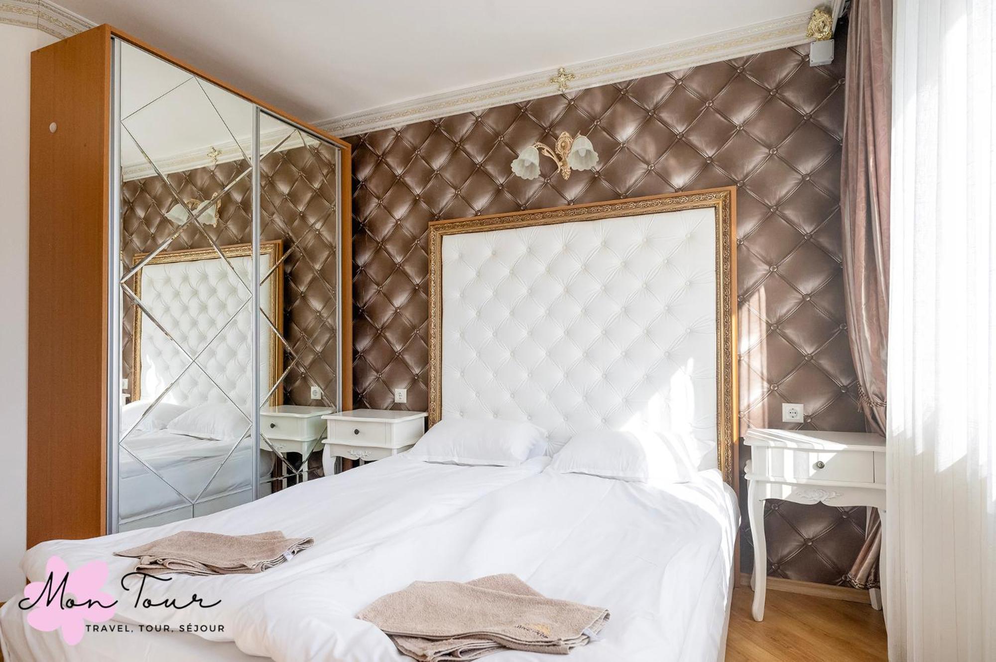 Mon Tour apartments