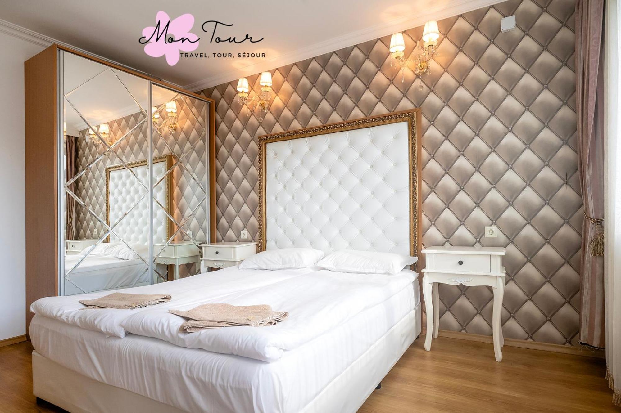 Mon Tour apartments