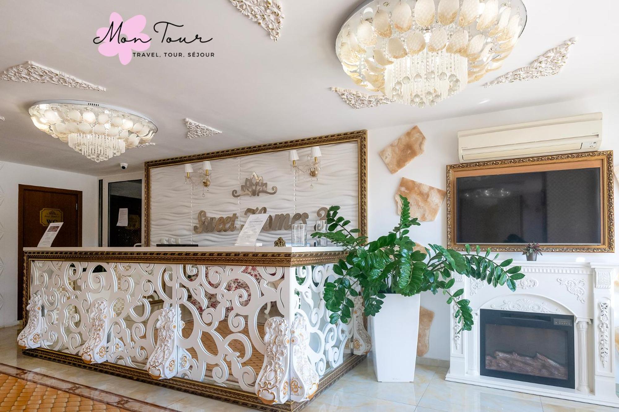 Mon Tour apartments