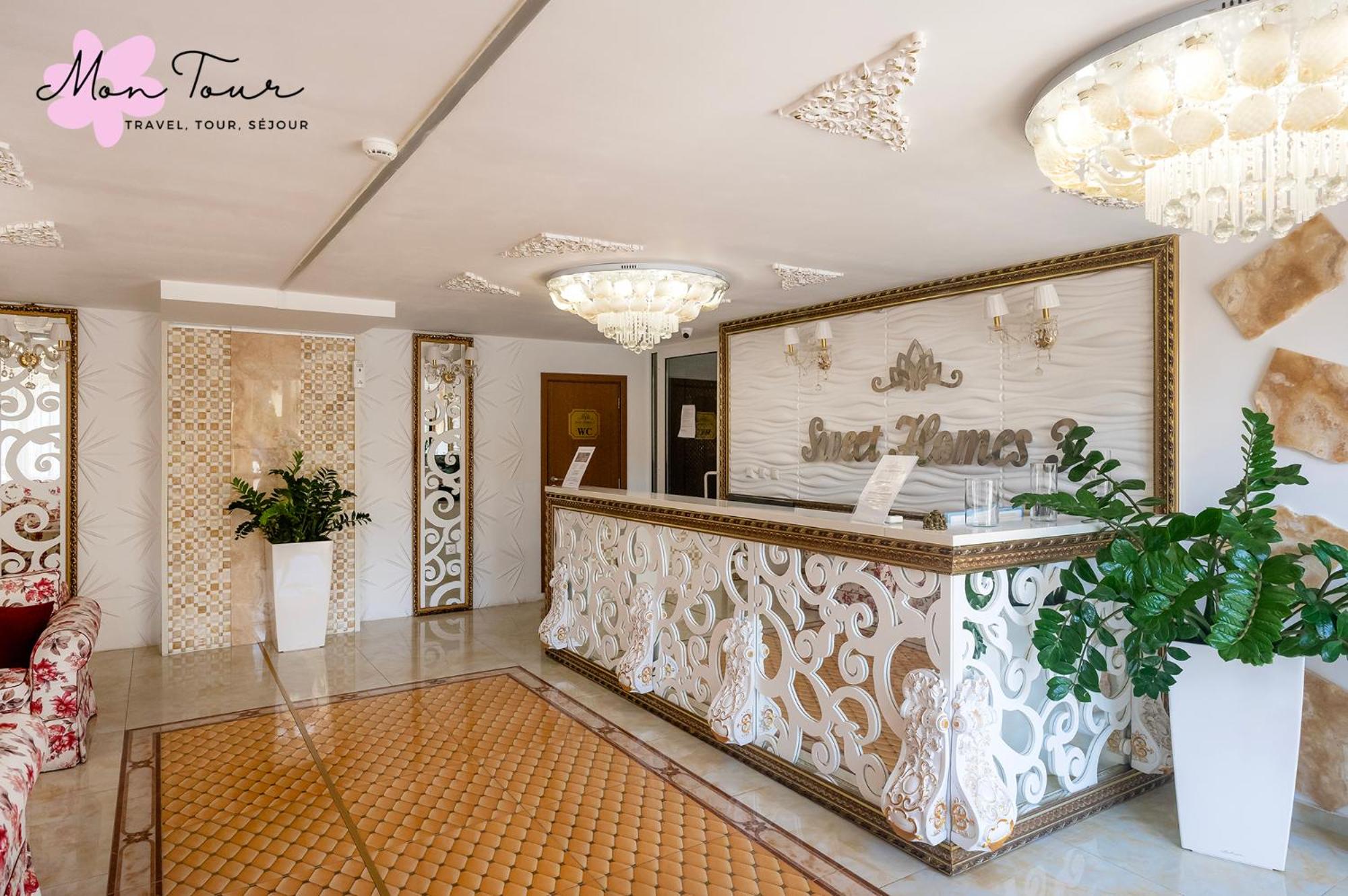 Mon Tour apartments