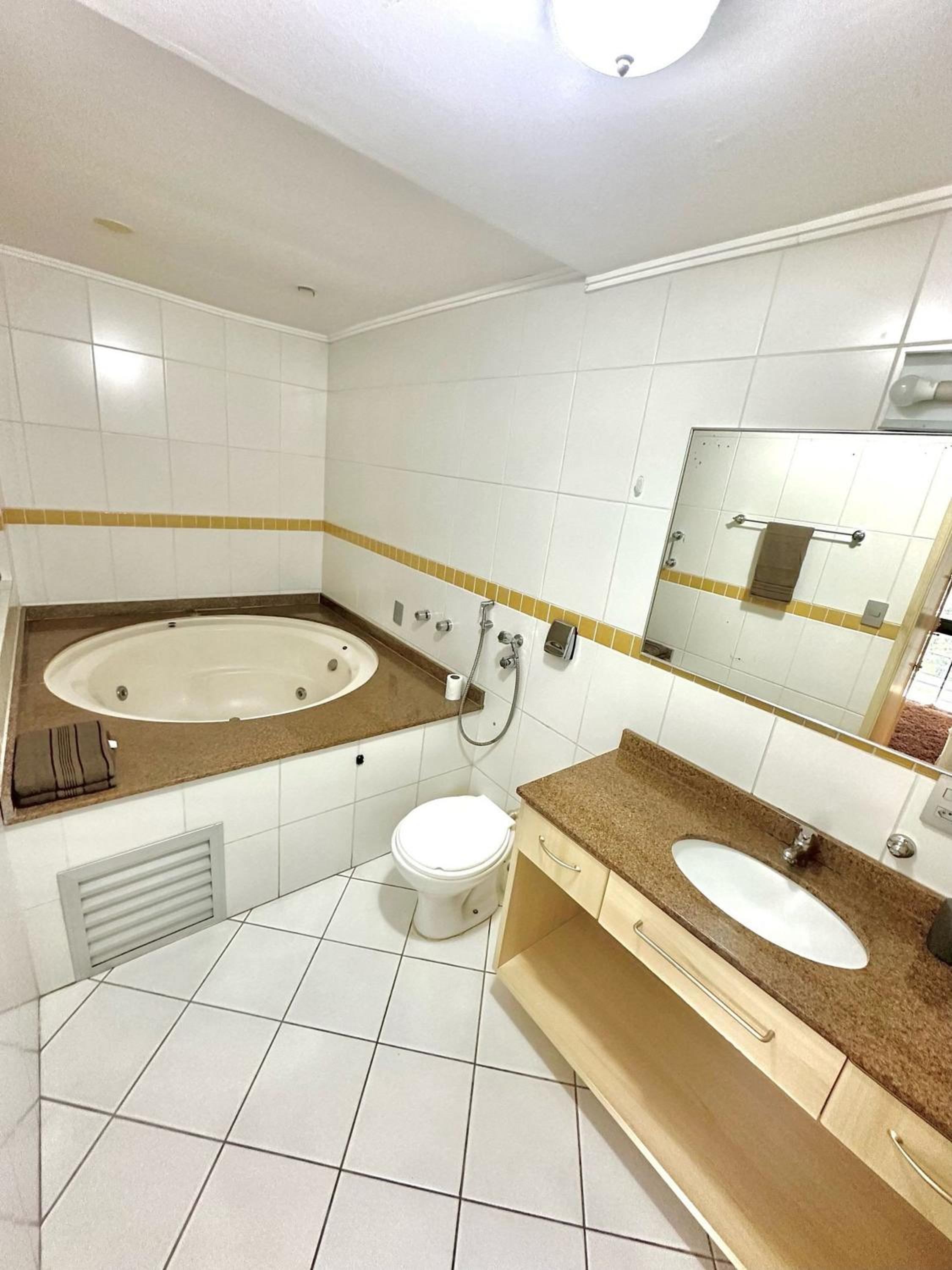 Saint Sebastian Flat 603- Com Hidro! até 3 pessoas, Duplex, no centro
