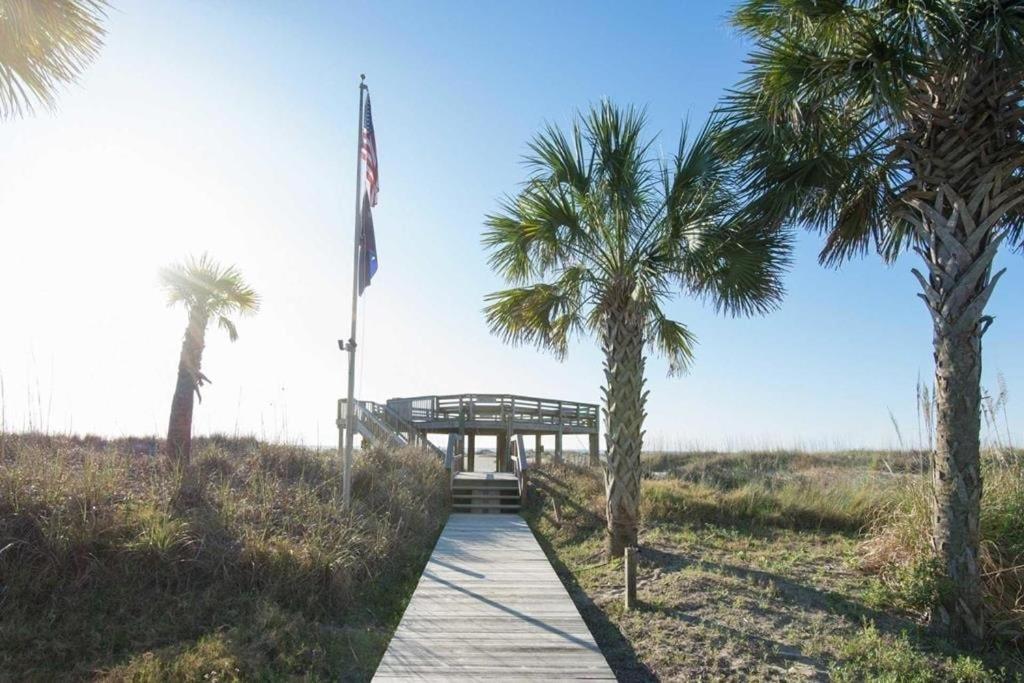 322 D Shipwatch by AvantStay Community Pool Access Close to Beach