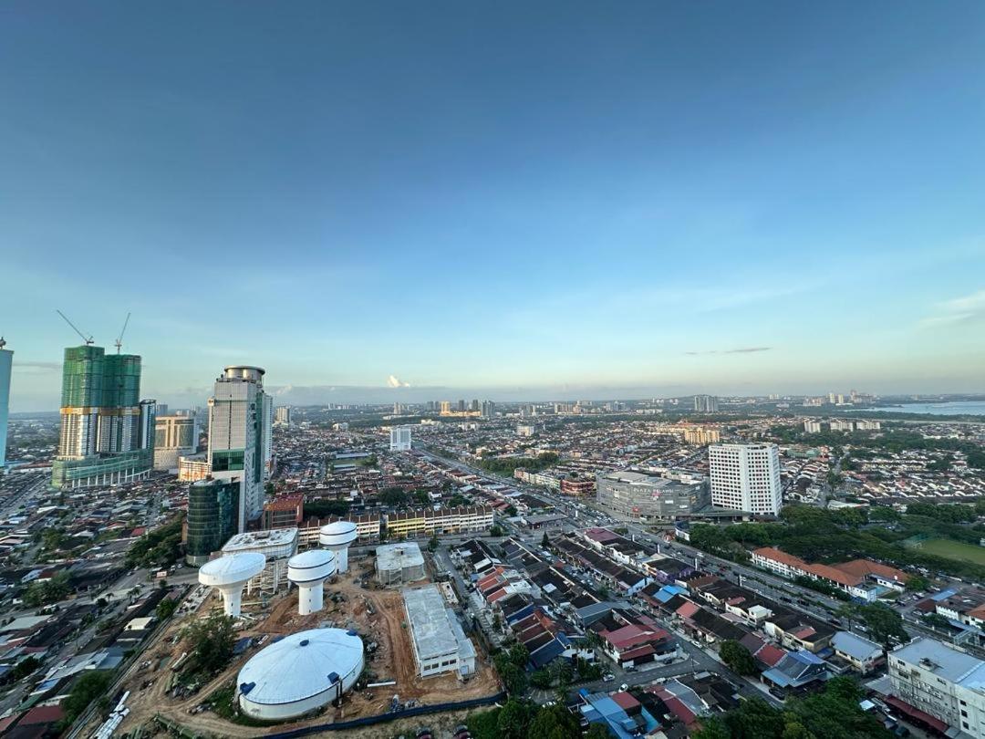 Twin Galaxy 2Bedroom City View Balcony Netflix WiFi