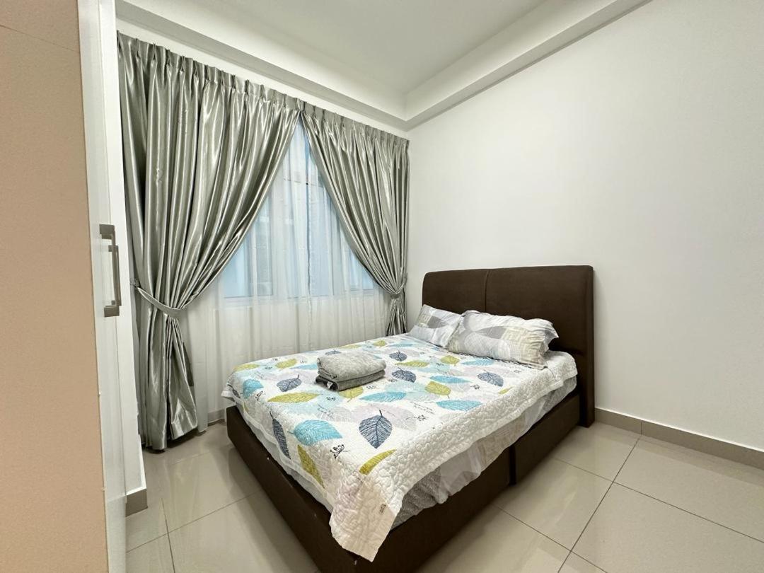 Twin Galaxy 2Bedroom City View Balcony Netflix WiFi