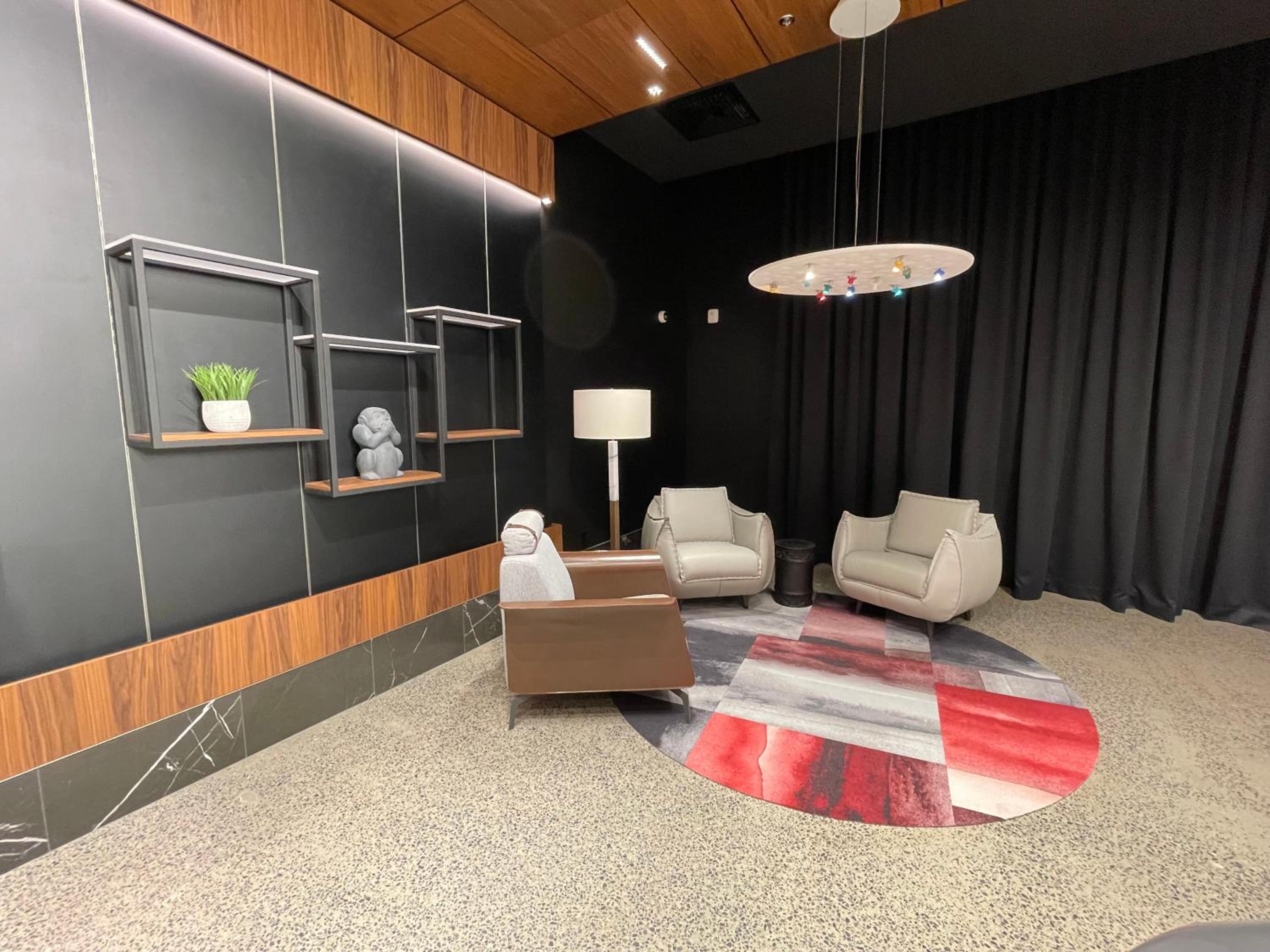 Montreal Vacations - Grand Times Hotel Laval - Centropolis - Property Image 3