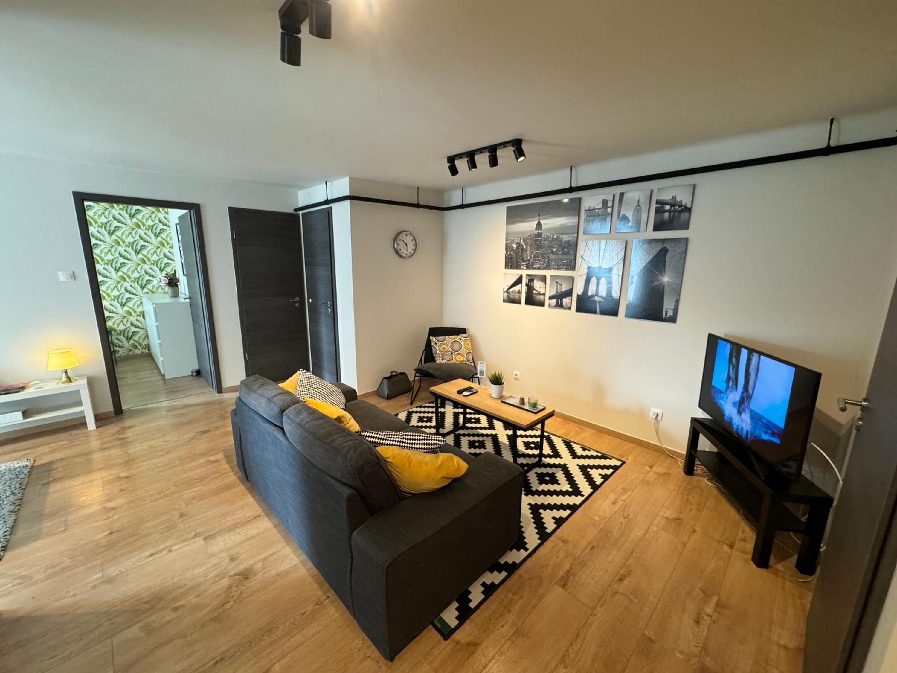 Emerald Apartment view 3
