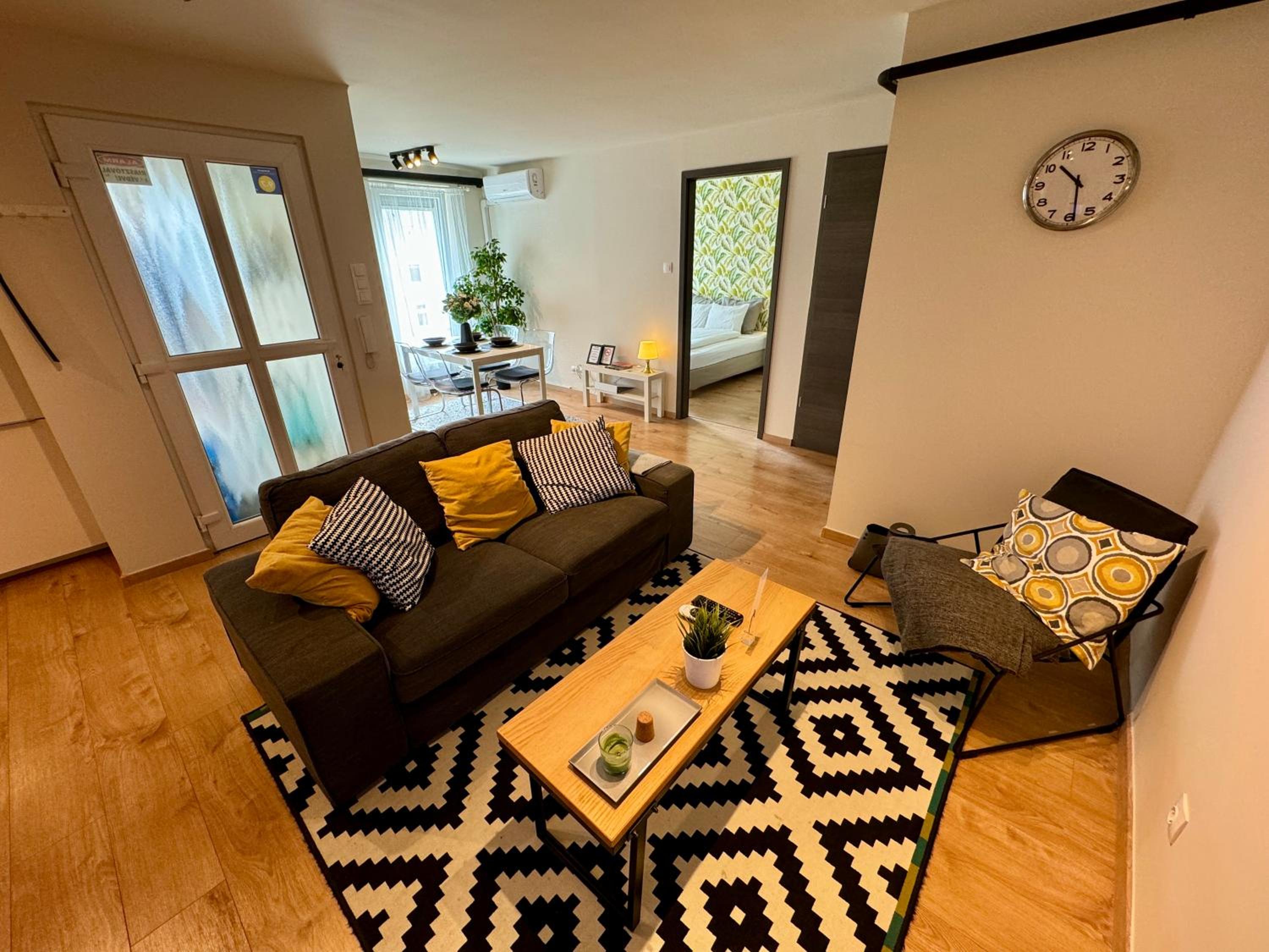 Emerald Apartment view 5