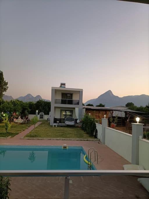 Holistic Balance little villa