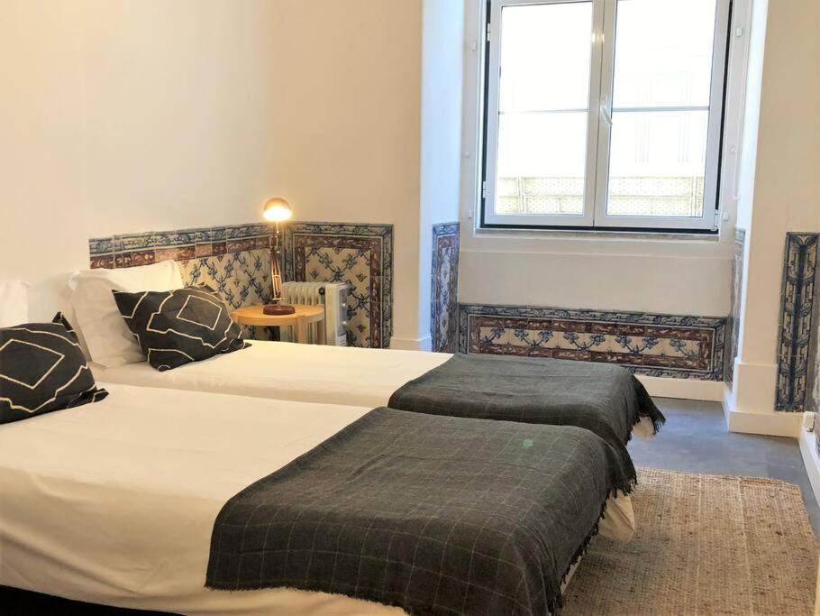 SJ1DE - Two Connected Apartments in the Heart of Baixa-Rossio with AC - Sleeps Up to 12 Guests! view 5