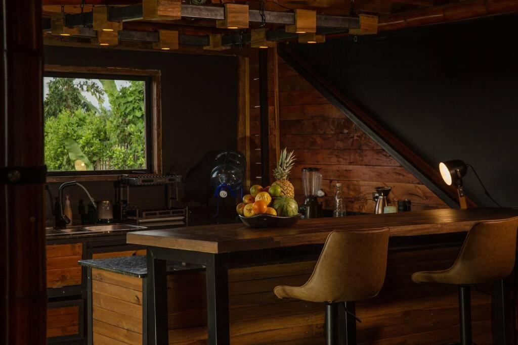 BooHouse - A Wild Cabin in Colombia
