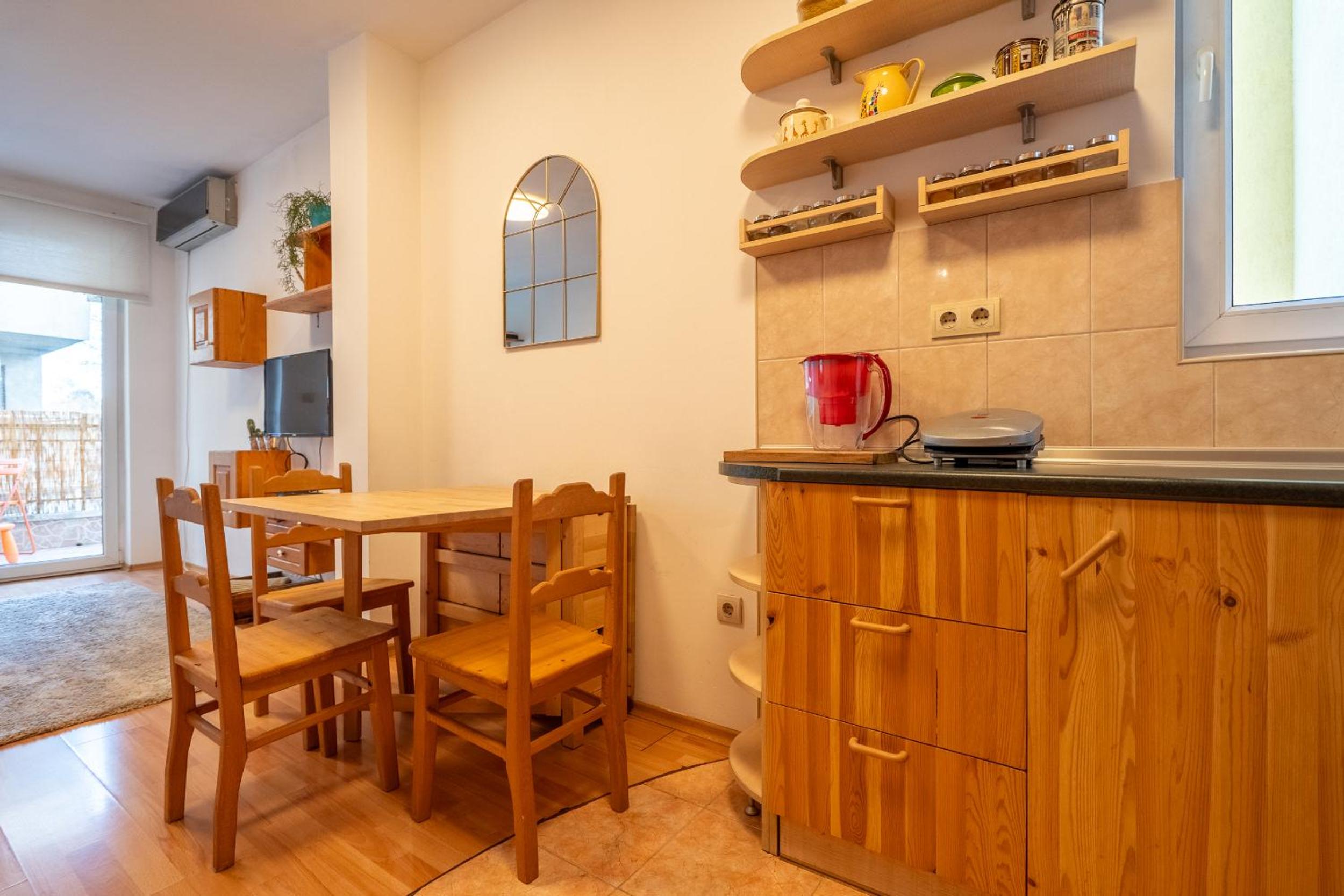 1 Bedroom Natural Condo