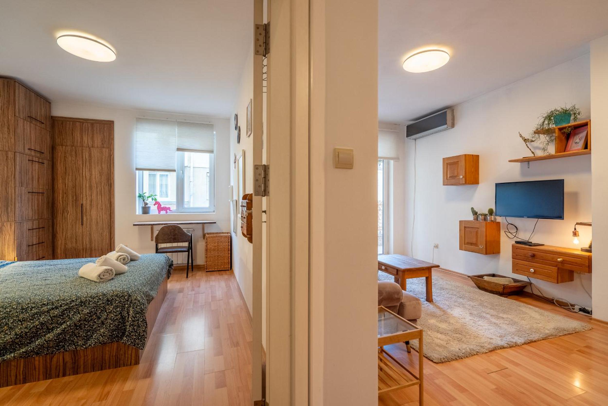 1 Bedroom Natural Condo