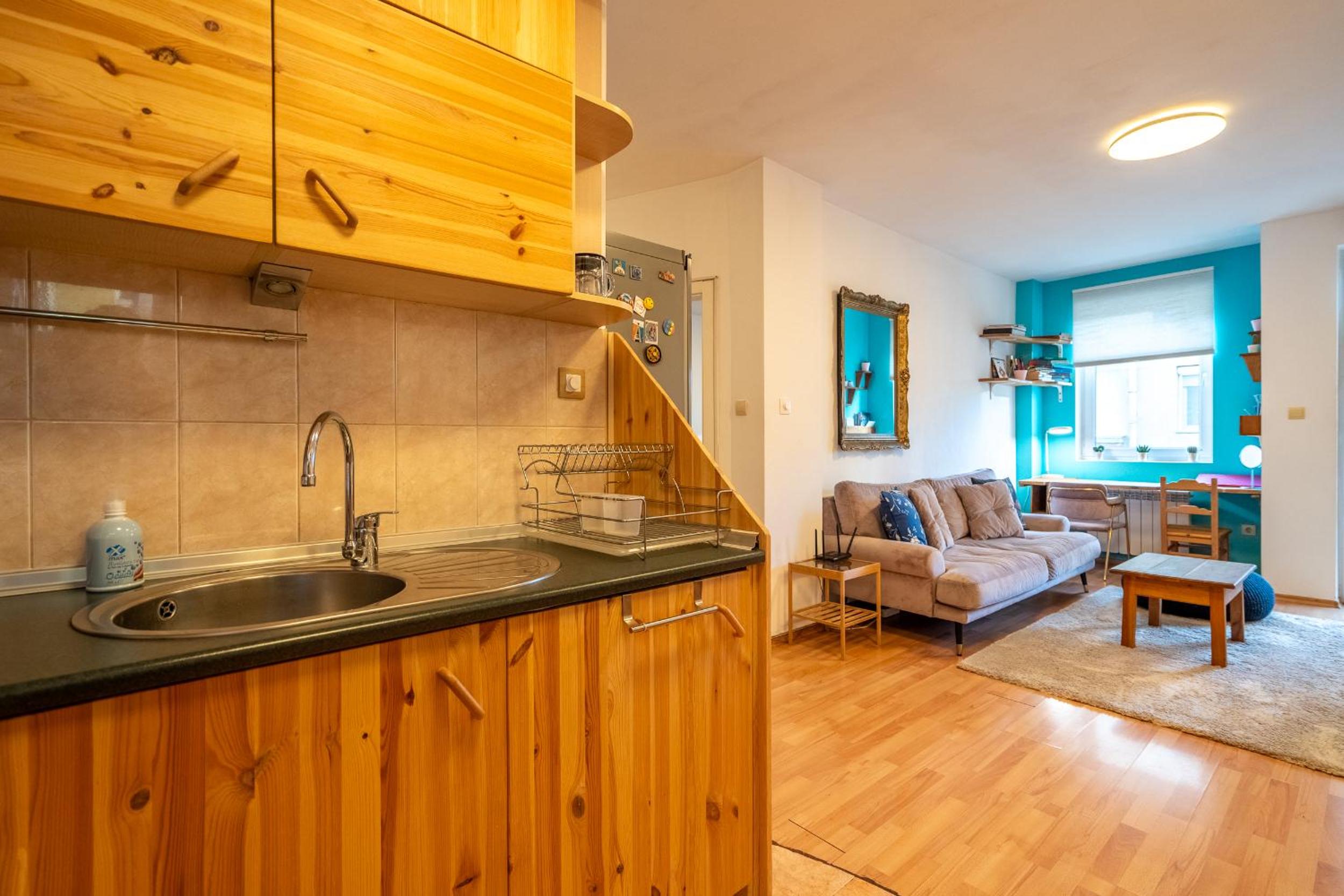 1 Bedroom Natural Condo
