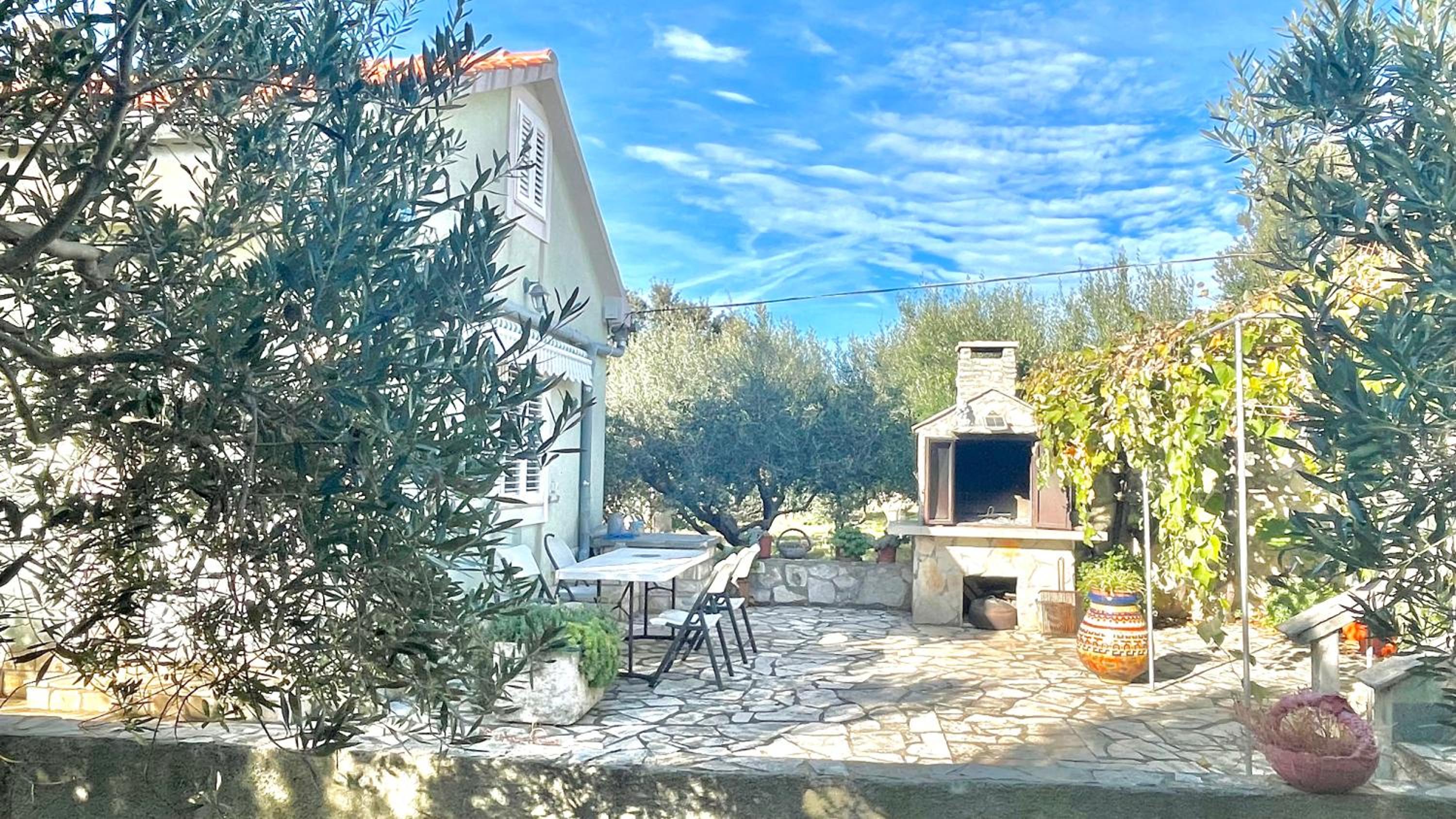 Cosy apartment - Olib island view 2