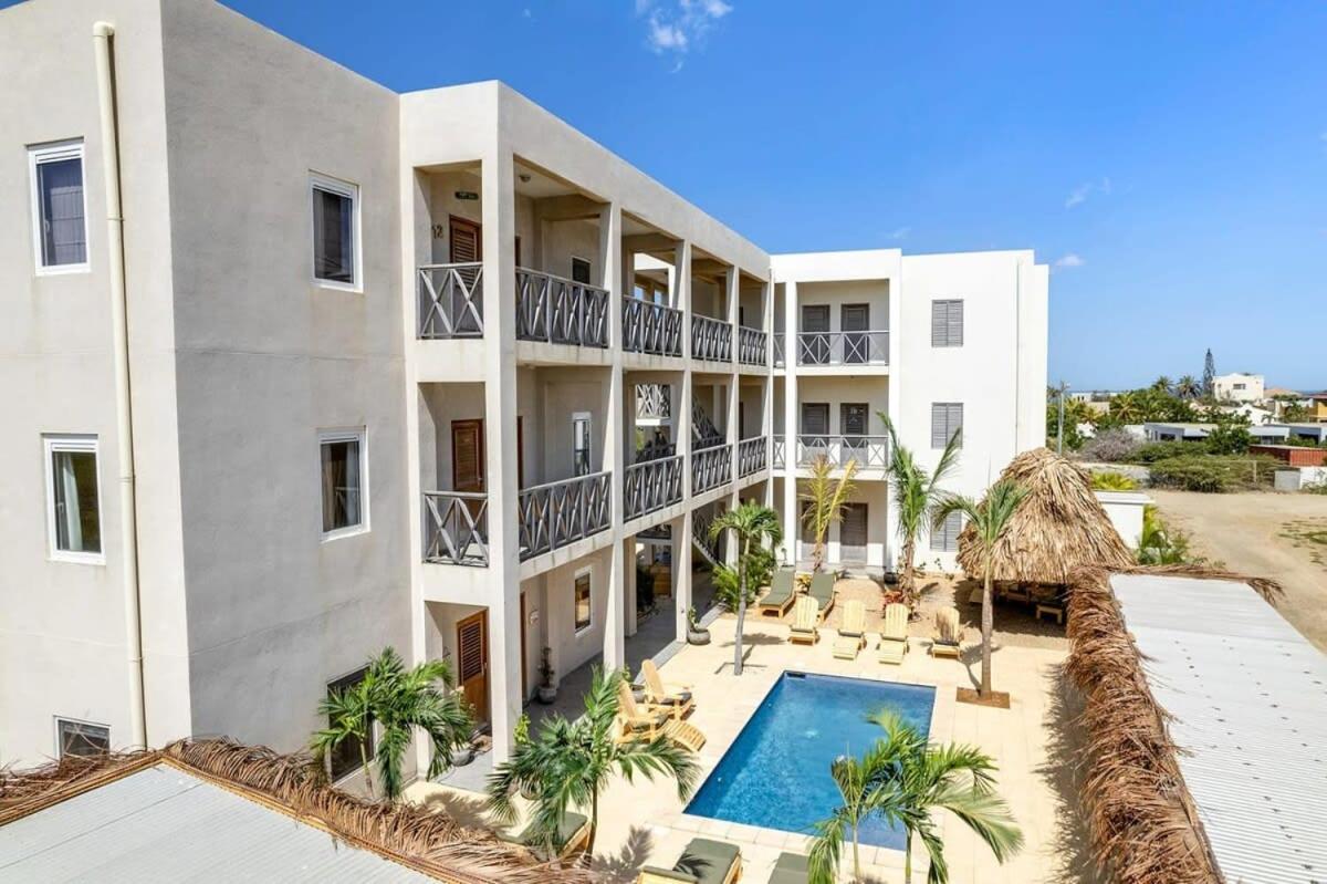 Belnem Breeze Kas di Mars with Communal Pool