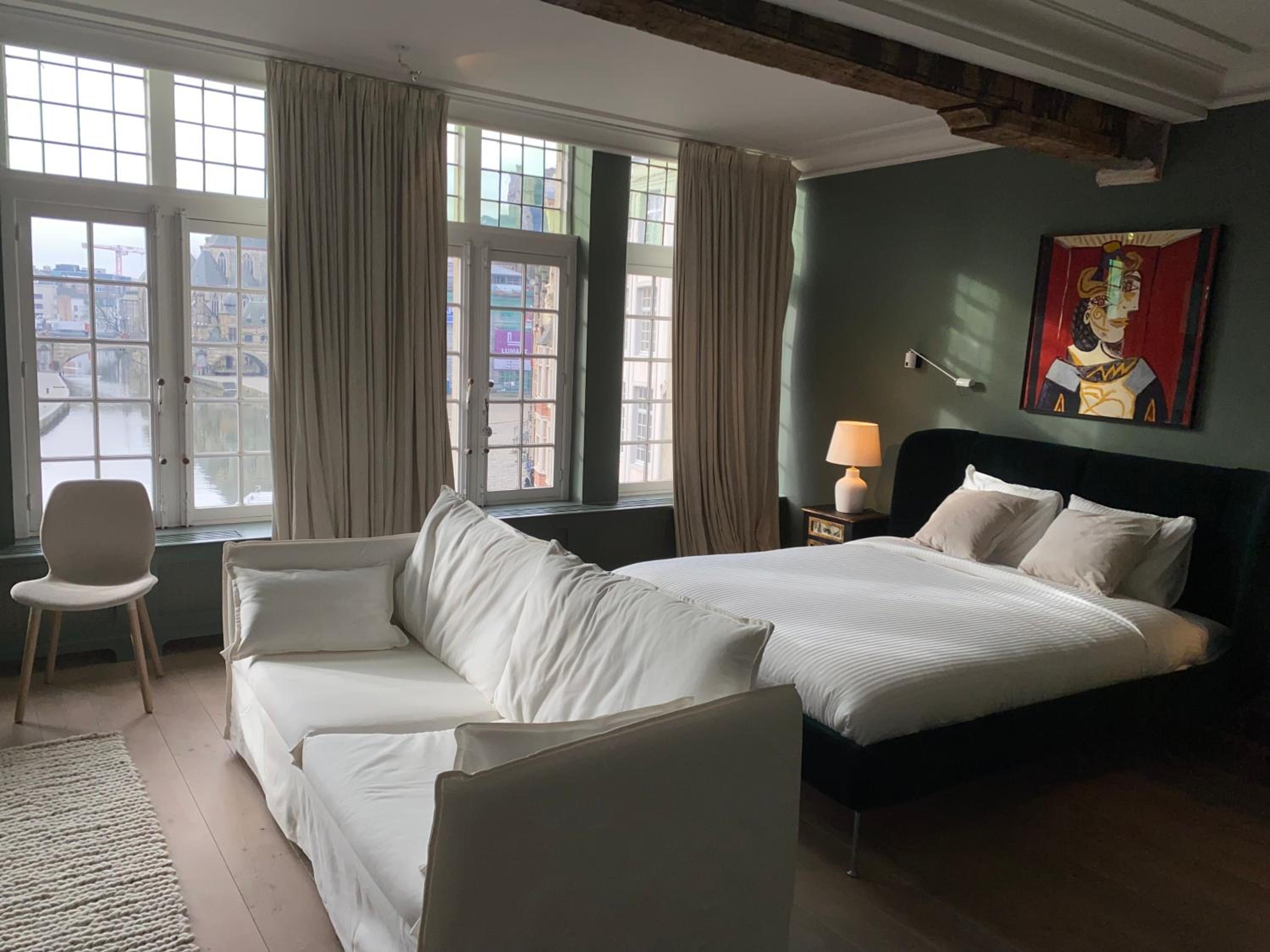 Agatovas Suites by the Lys