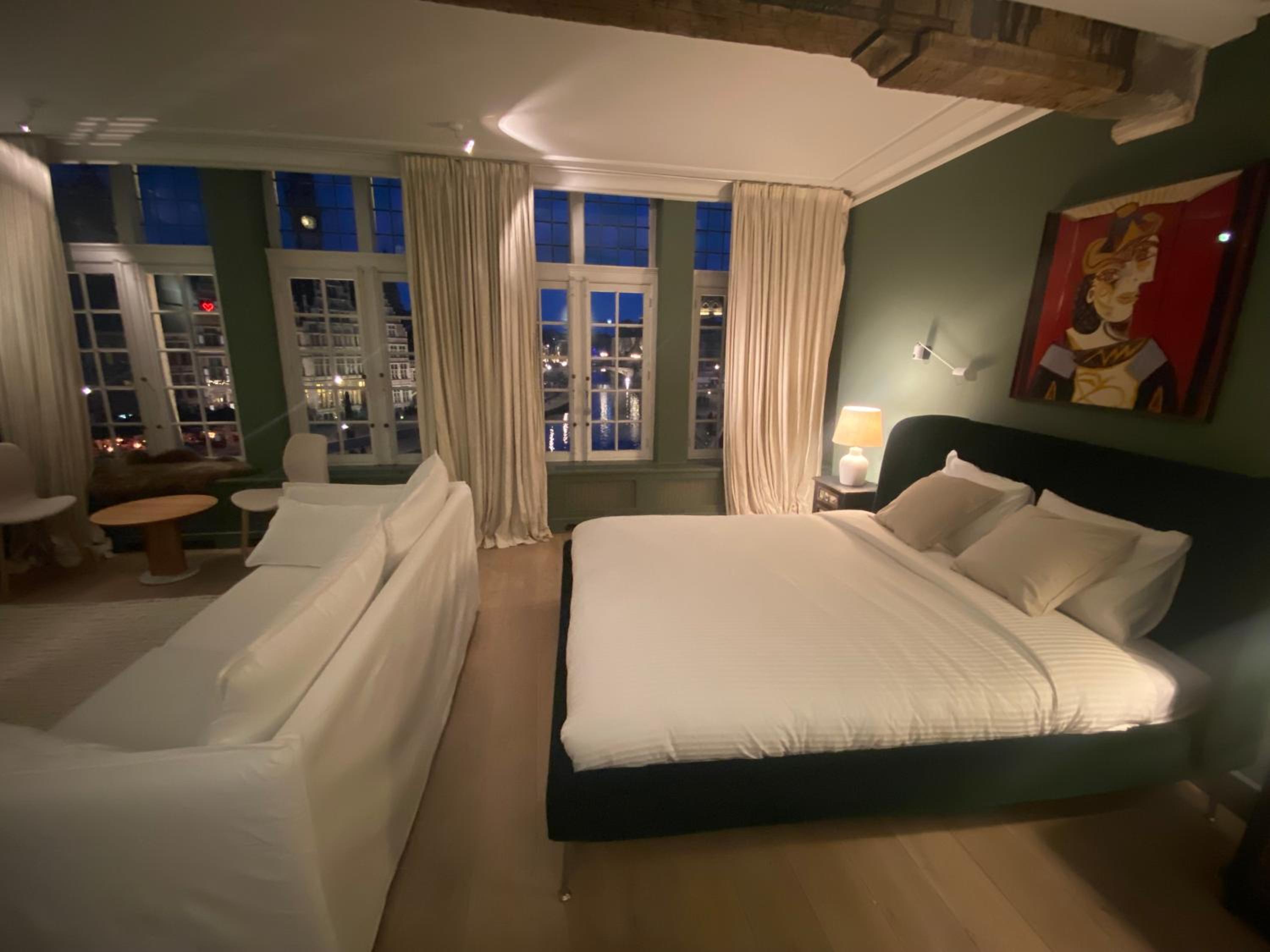 Agatovas Suites by the Lys