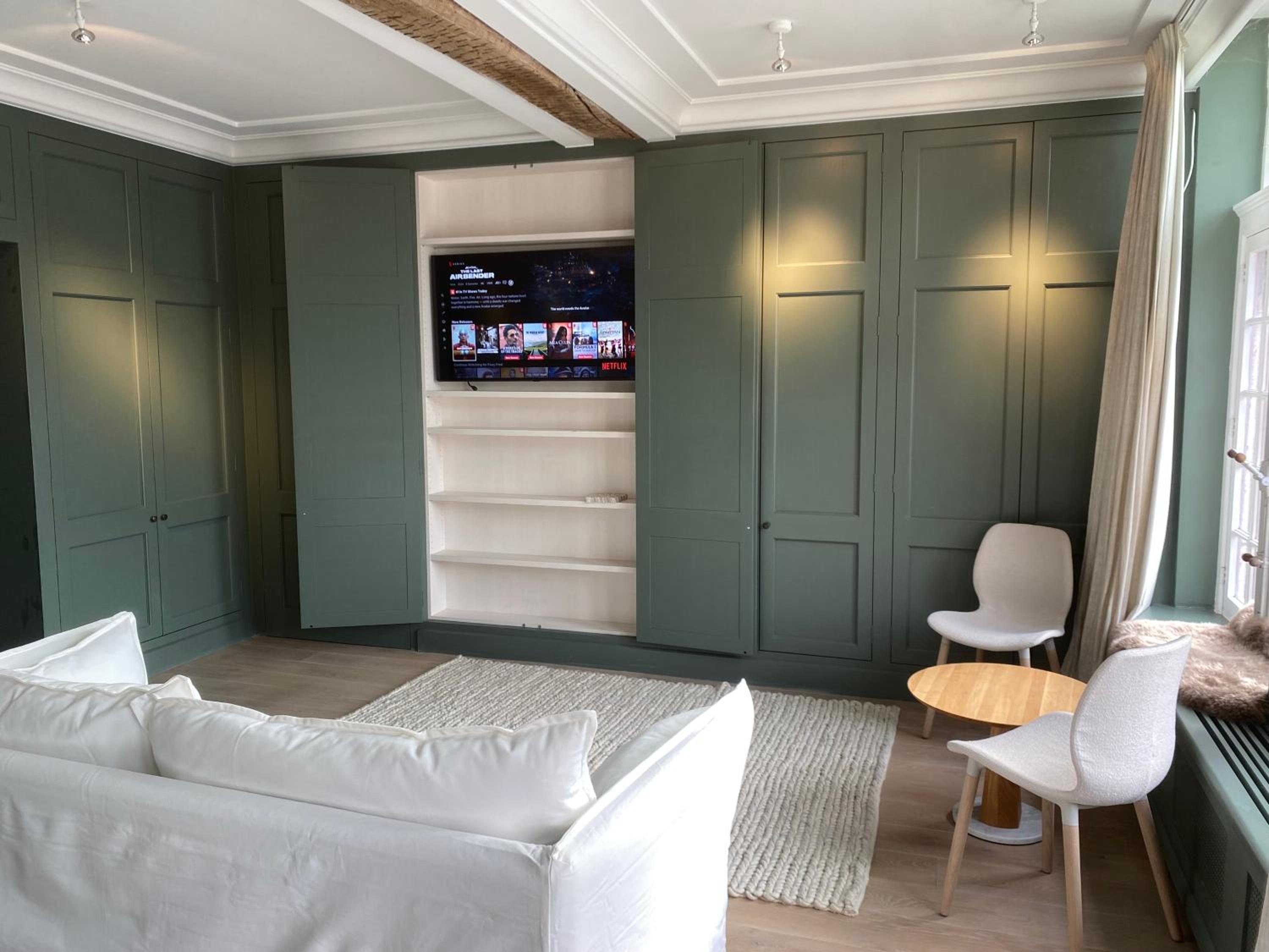 Agatovas Suites by the Lys