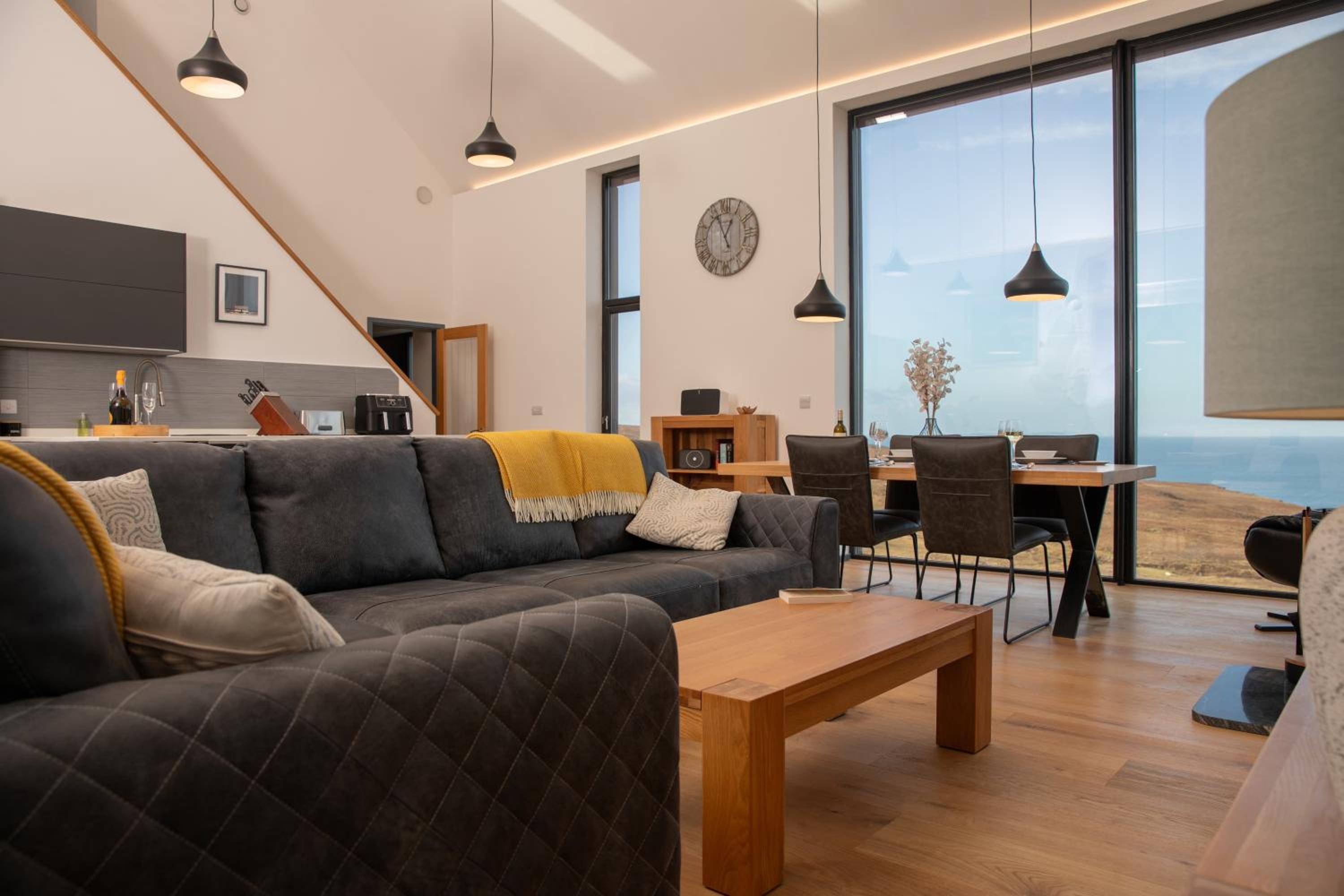 Dark Skye Cottage - Luxury Accommodation view 5