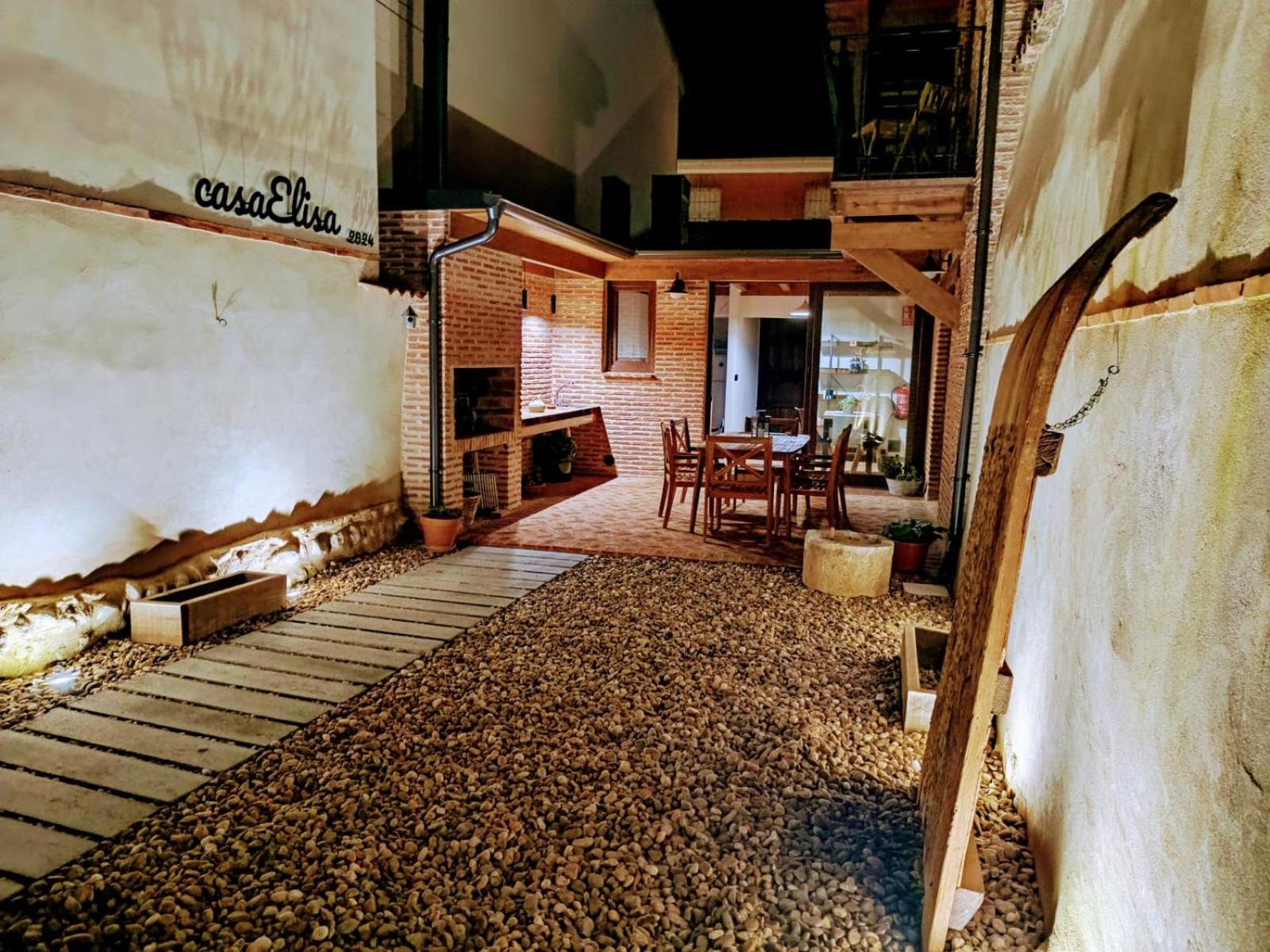 Casa Elisa - Albergue turístico superior